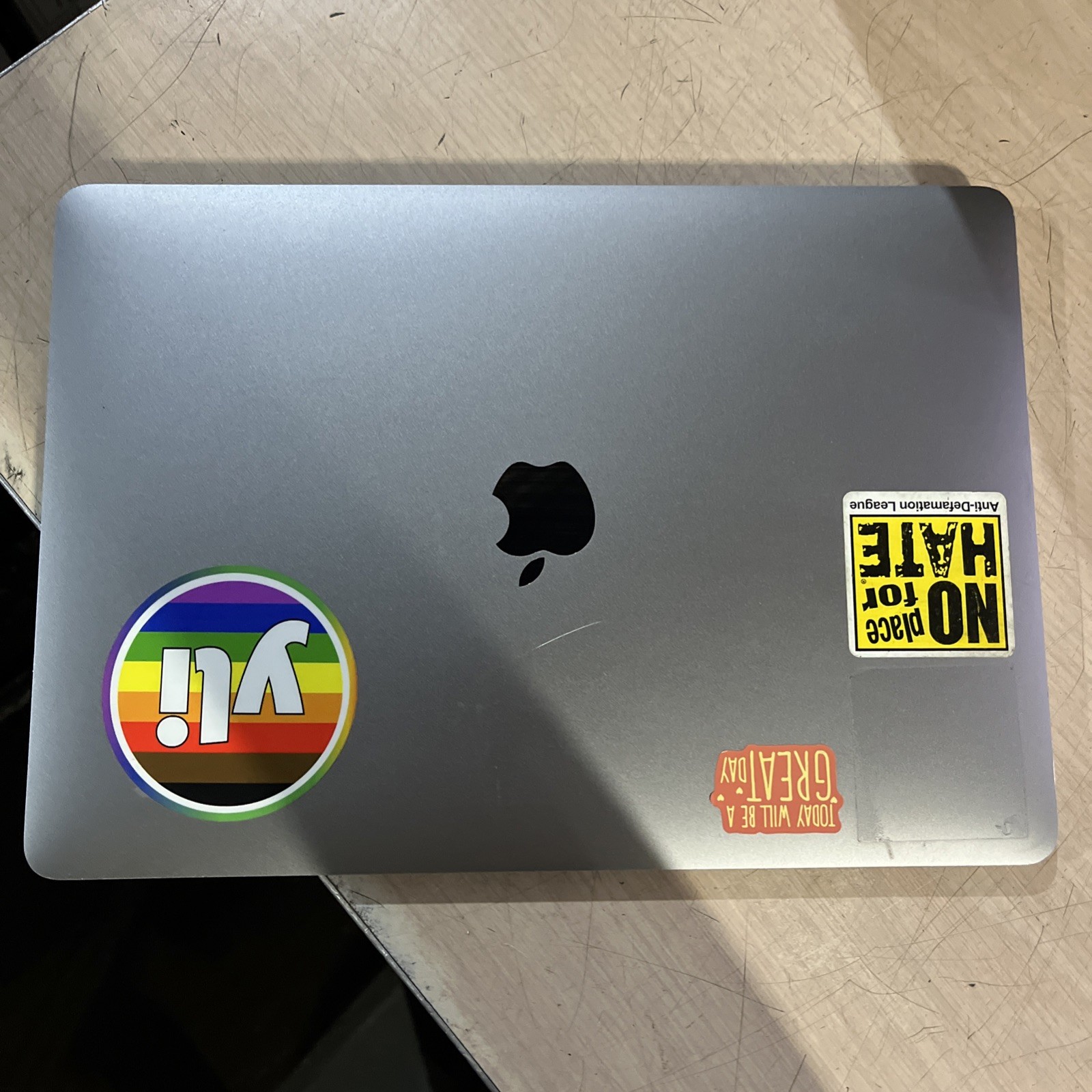 APPLE MACBOOK AIR 13″ SCISSOR, 2020 CORE I3-1000NG4 1.1GHZ 8GB RAM 256SSD ‘
