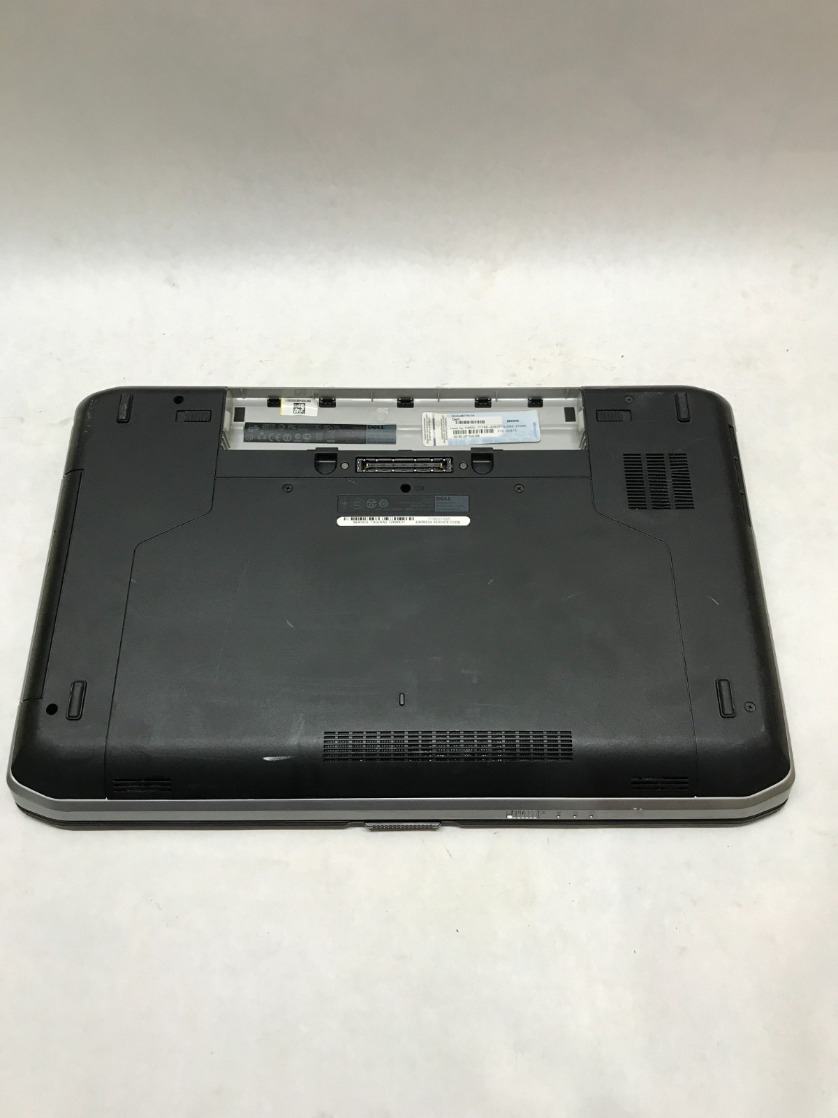 Dell Latitude E5530 15″ Intel i3 4GB RAM 320GB HDD WIN 10 NO BATT C-Grade!! – DW