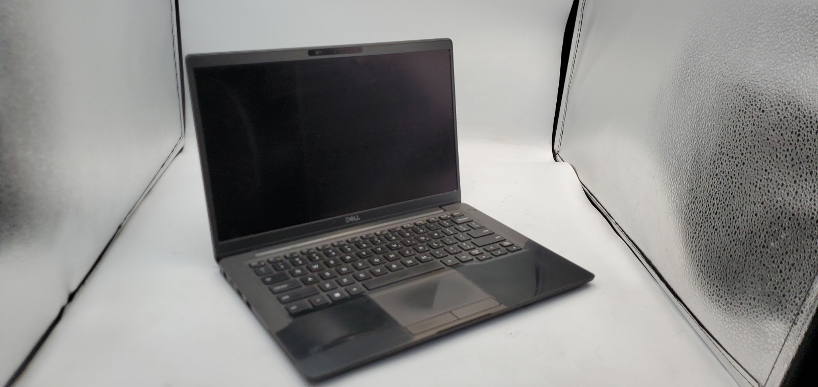 Dell Latitude 7400 Laptop Intel Core i7-8th Gen 32GB RAM 512GB SSD W11P 14″ FHD