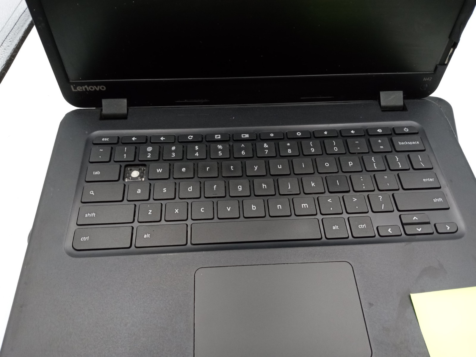 Lot of 8 – Lenovo N42-20 14″ Chromebook Laptops – FOR PARTS – VARIOUS ISSUES -RR