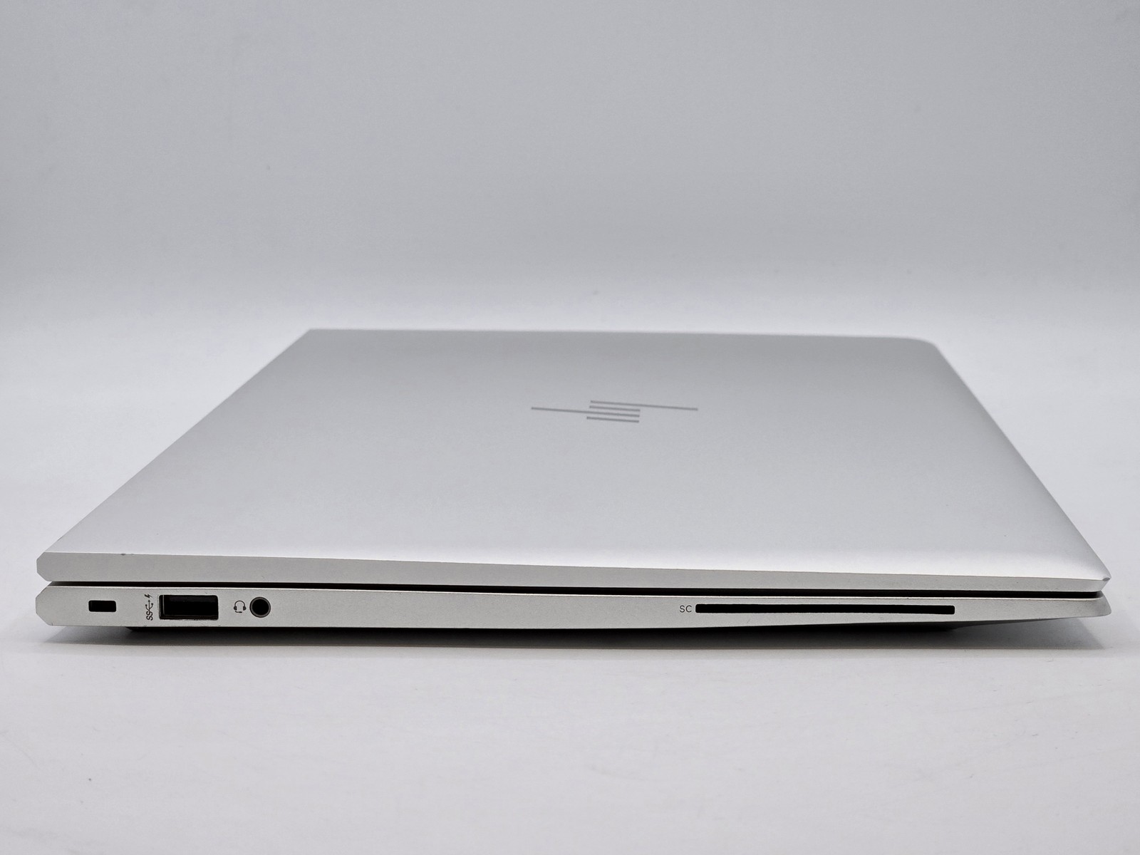 HP EliteBook 855 G8 15″ FHD Touch RYZEN 7 PRO 5850U 512GB 16GB W11P Backlit