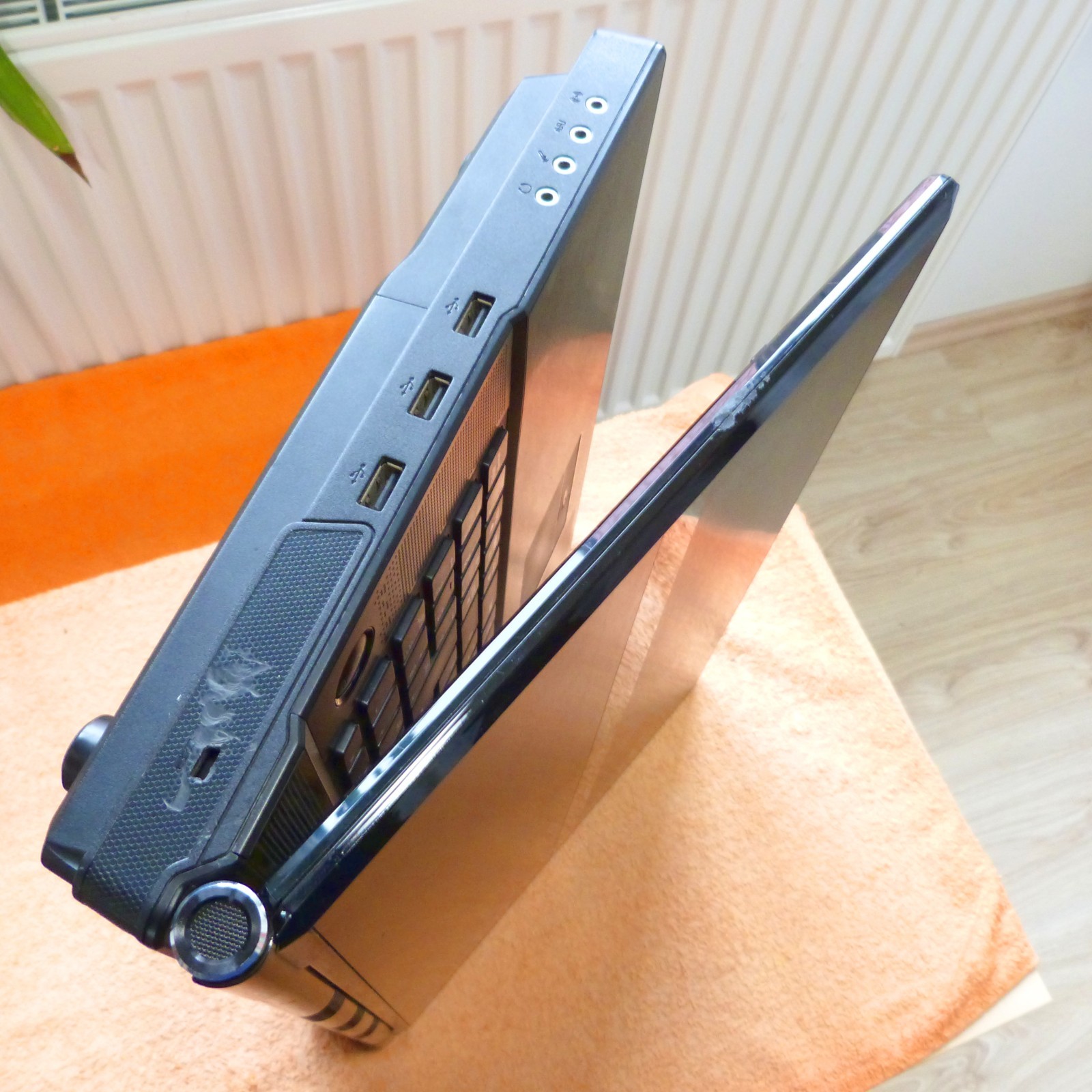 XMG CLEVO X7200 Workstation LEGEND Desktop Replacement l SSD Windows 11 PRO i7