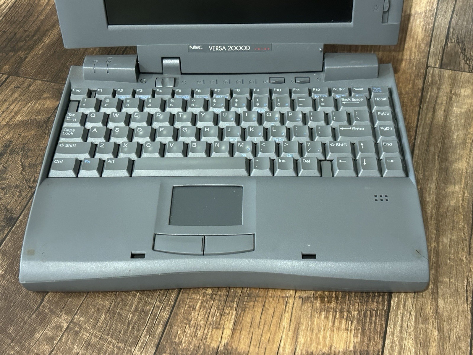 NEC Versa 2000D Laptop For Parts As Is PC-6010-41301W Not Tested Retro
