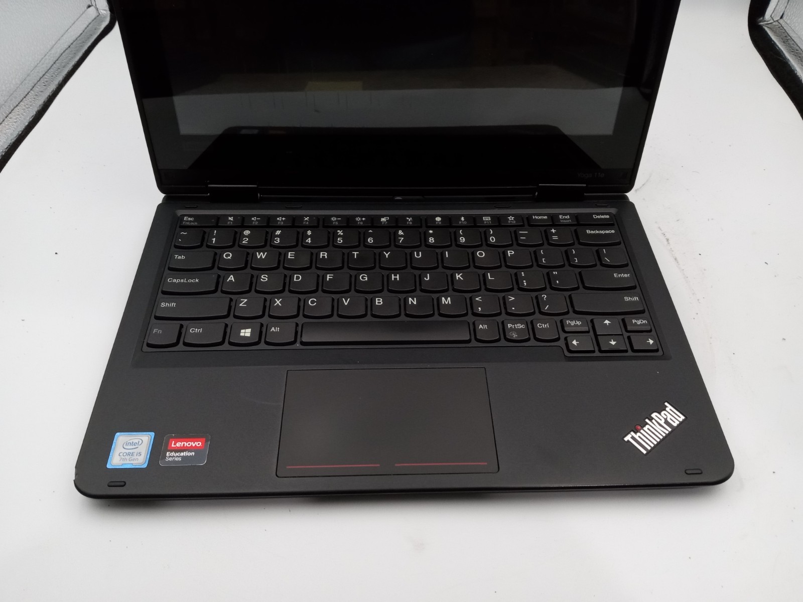 Lenovo ThinkPad Yoga 11e 2in1 Laptop Intel Core i5-7Y54 – CRACKED SCREEN -RR