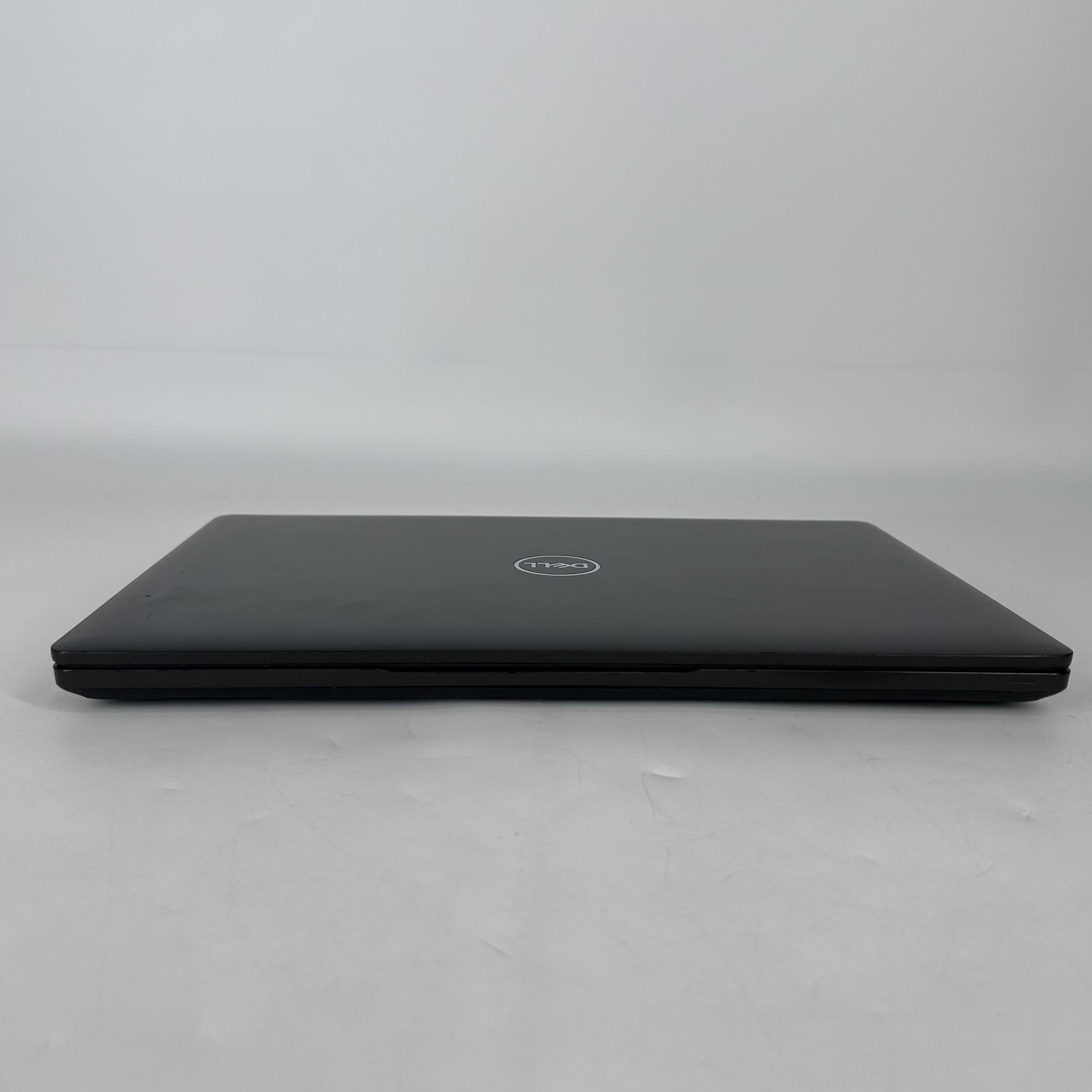 Dell Latitude 5400 14 Black HD i7-8665U 1.90GHz 16GB 500GB SSD Good WHITE SPOTS