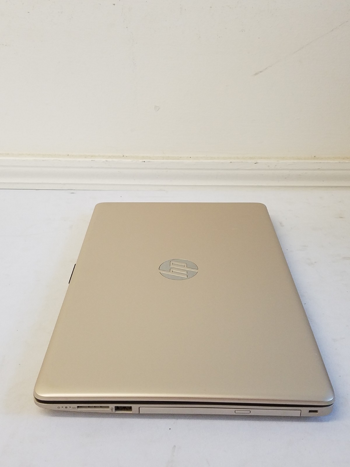 HP 15-db0007ds Laptop – AMD A9-9425 – 8GB RAM – 128GB SSD – Windows 10