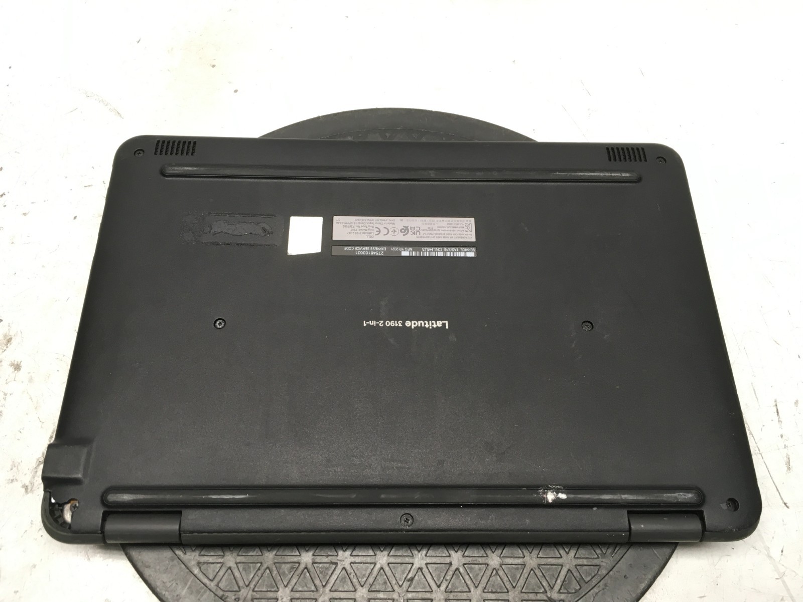 Dell Latitude 3190 2-In-1 Intel Celeron N4100 1.1GHz 4 GB NO HDD