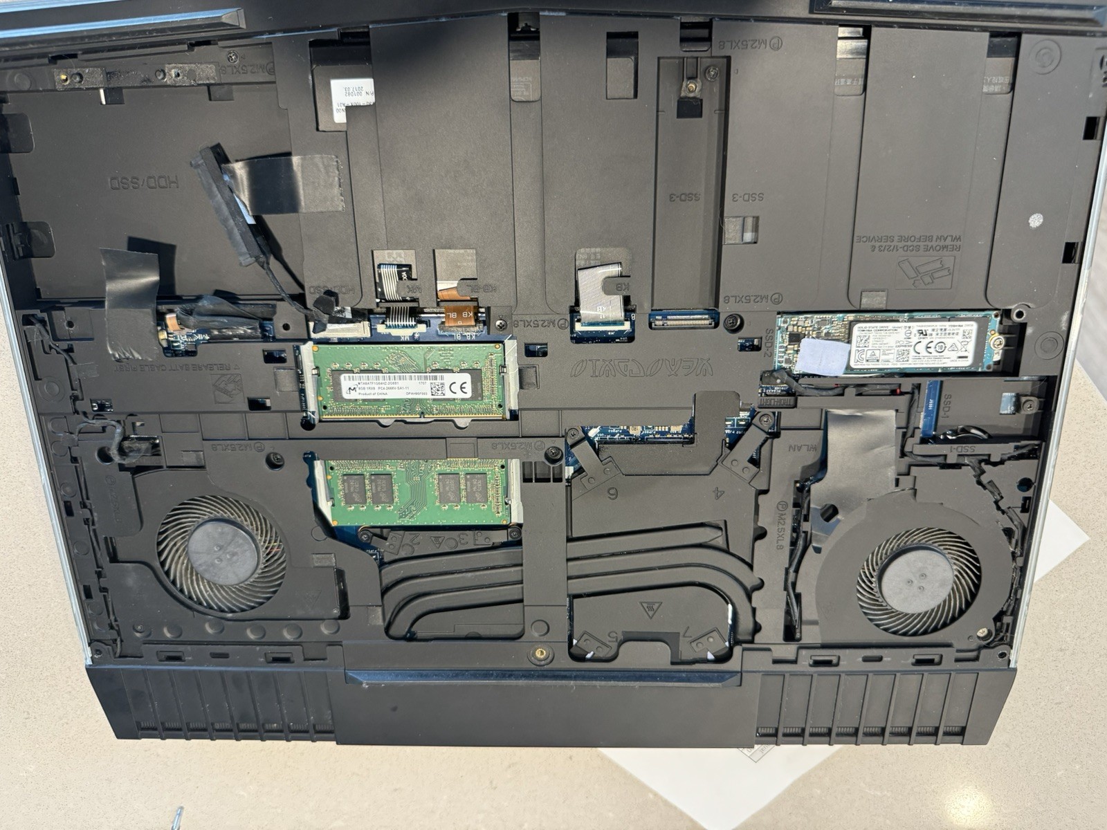 Dell Alienware 15 R3 Intel i7-7700 @2.50GHz 16GB RAM NO SSD For Parts