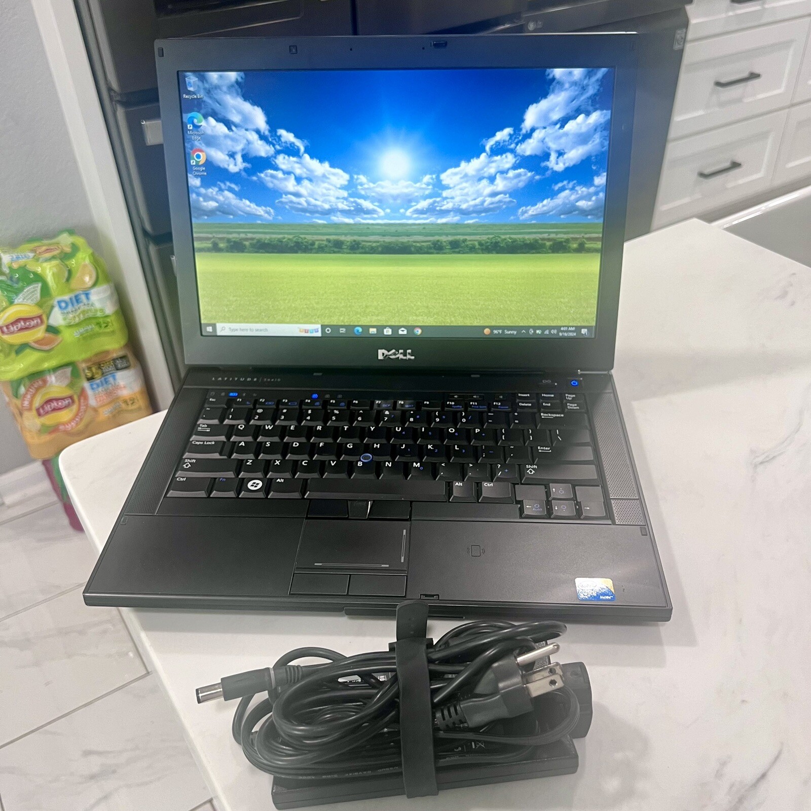 Dell Latitude E6410 Laptop Intel Core i5-2.53GHz Win10 4GB 750GB HDD DVD-RW WiFi