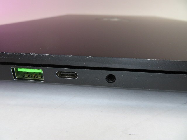 RAZER BLADE 15 ADVANCED i7-10875H 32GB 1TB NVMe BACKLIT RTX3080 WIN 11 **READ