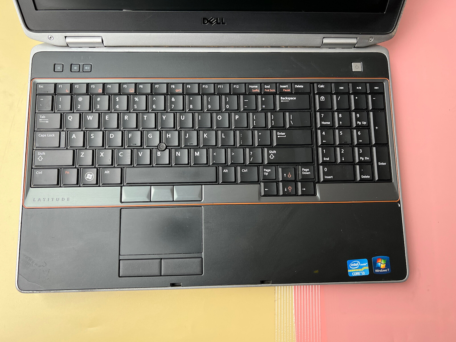 Dell Latitude E6520 15.6″ Core i3-2330M 2.20GHz 4GB RAM 320GB BLUETOOTH BACKLIT