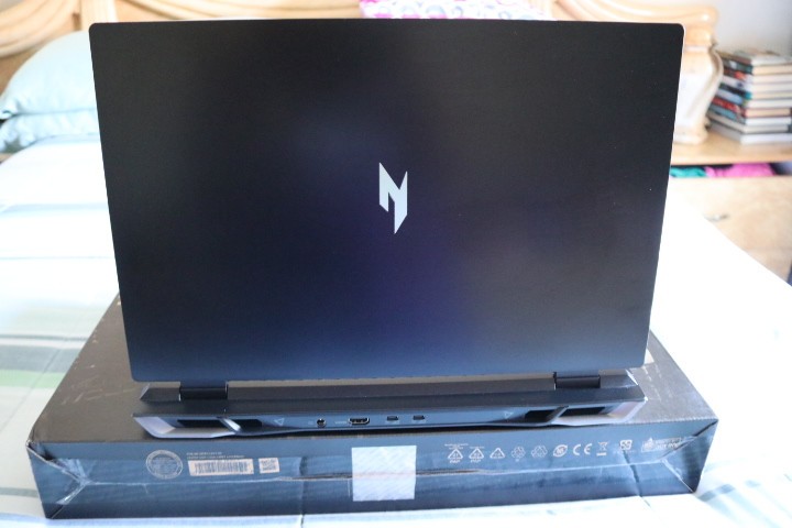 Acer Nitro 17 Gaming Laptop (N23Q4) – Dead / No Power – For Parts – 17.3″ QHD…