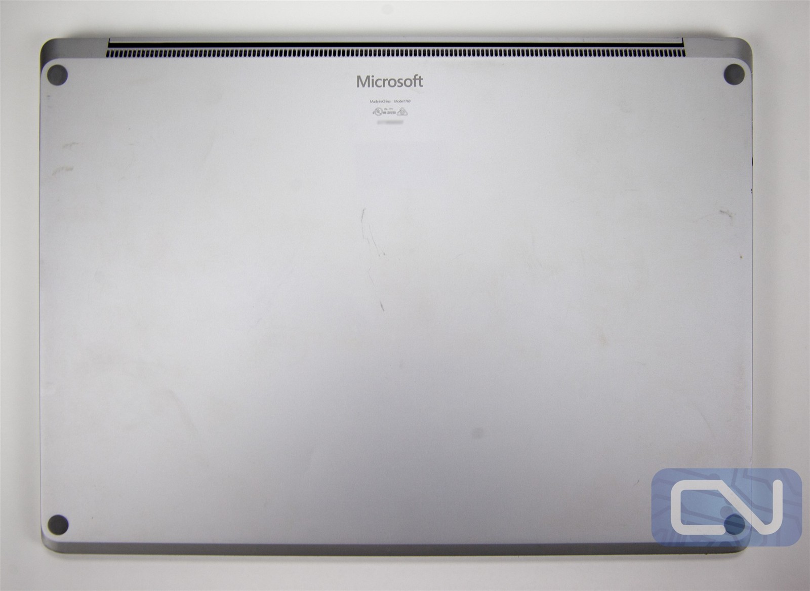 Microsoft Surface Laptop 2 (Silver) 13.5″ i7-8650U 16GB RAM 512GB SSD Win 10 Pro