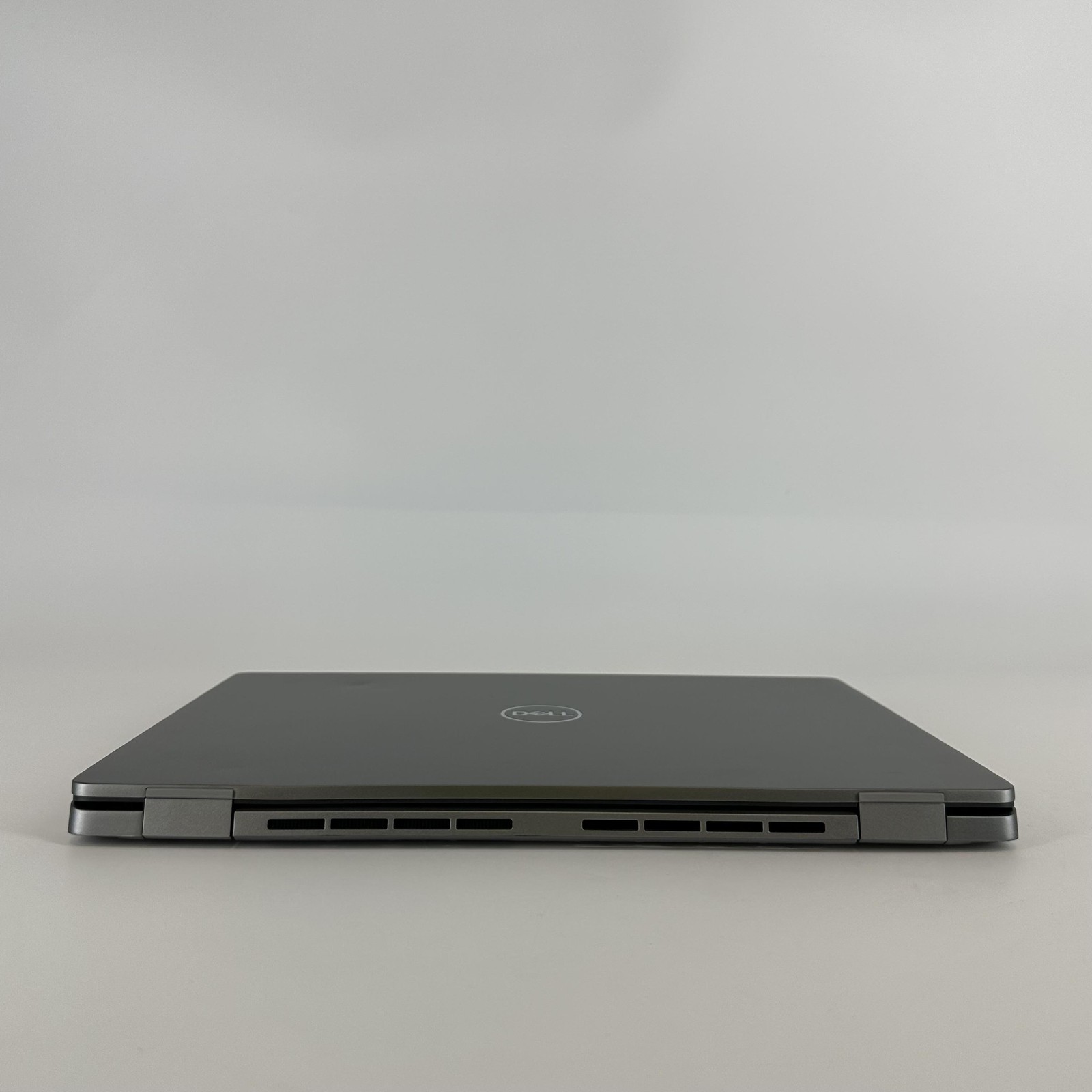 Dell Latitude 7440 14 Gray FHD+ 1.8 GHz i7-1365U 32GB RAM 512GB SSD Good