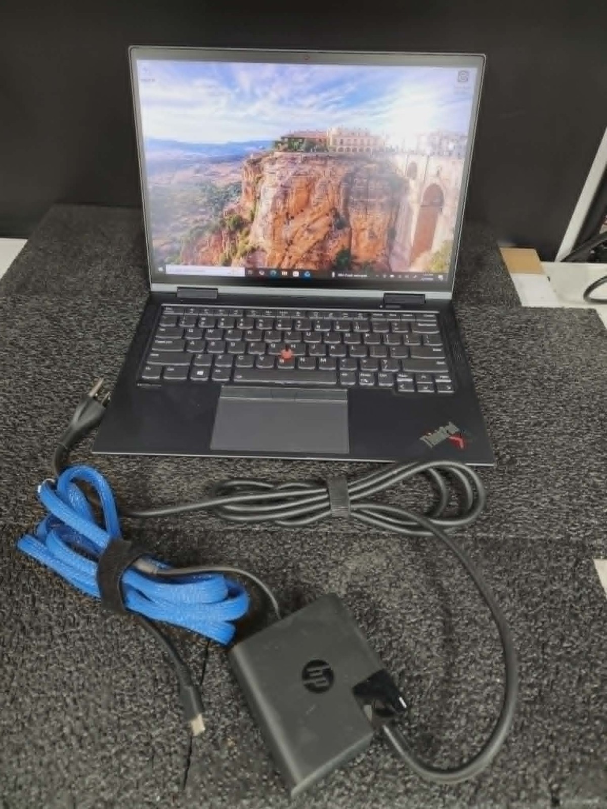 Lenovo 20Y0-S2S30B ThinkPad X1 Yoga Gen6 14″ 2-in-1 i7-1185G7 3.0GHz 16GB 512GB