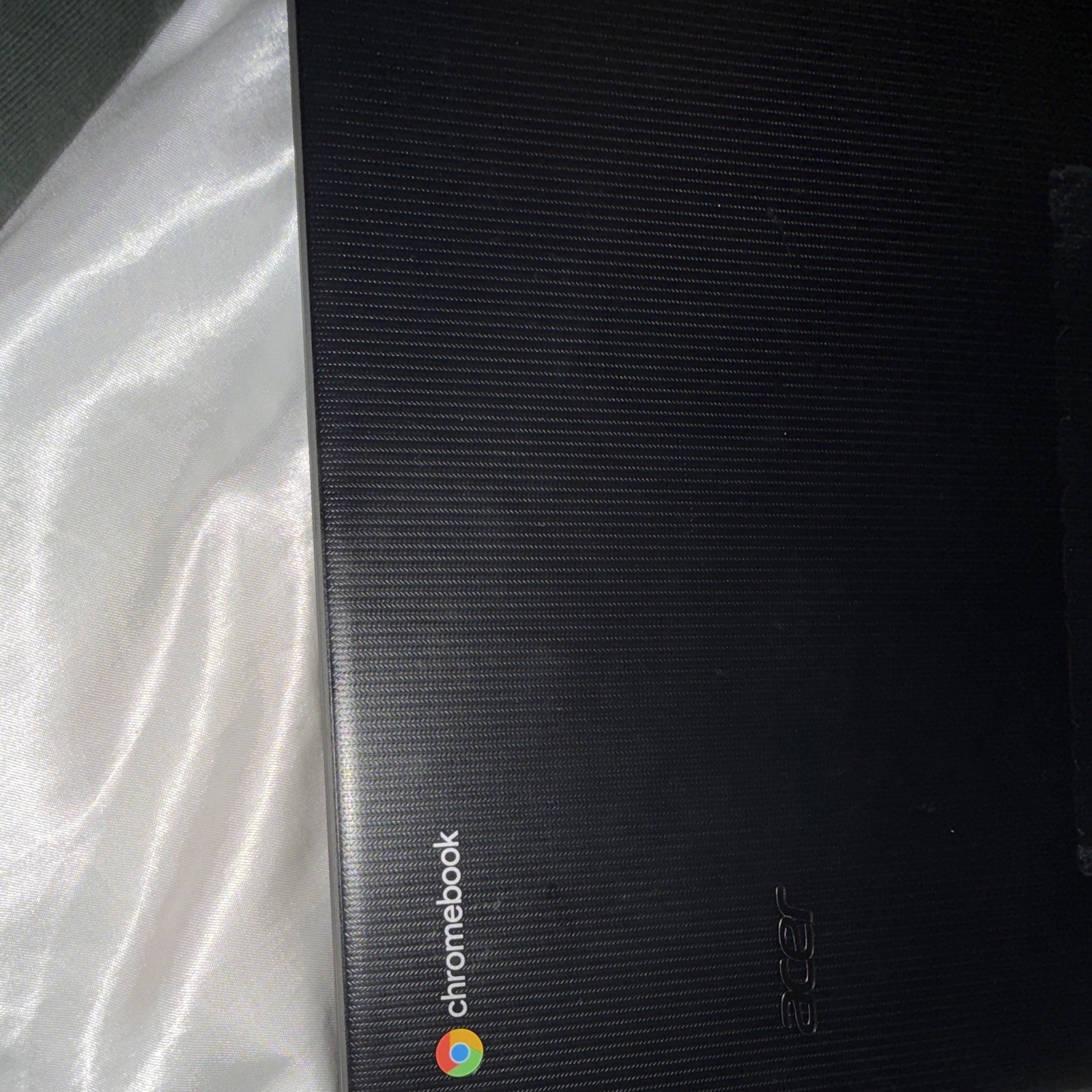 Acer Chromebook 11.6″ 2-in-1 touchscreen, R753T series, lightly used