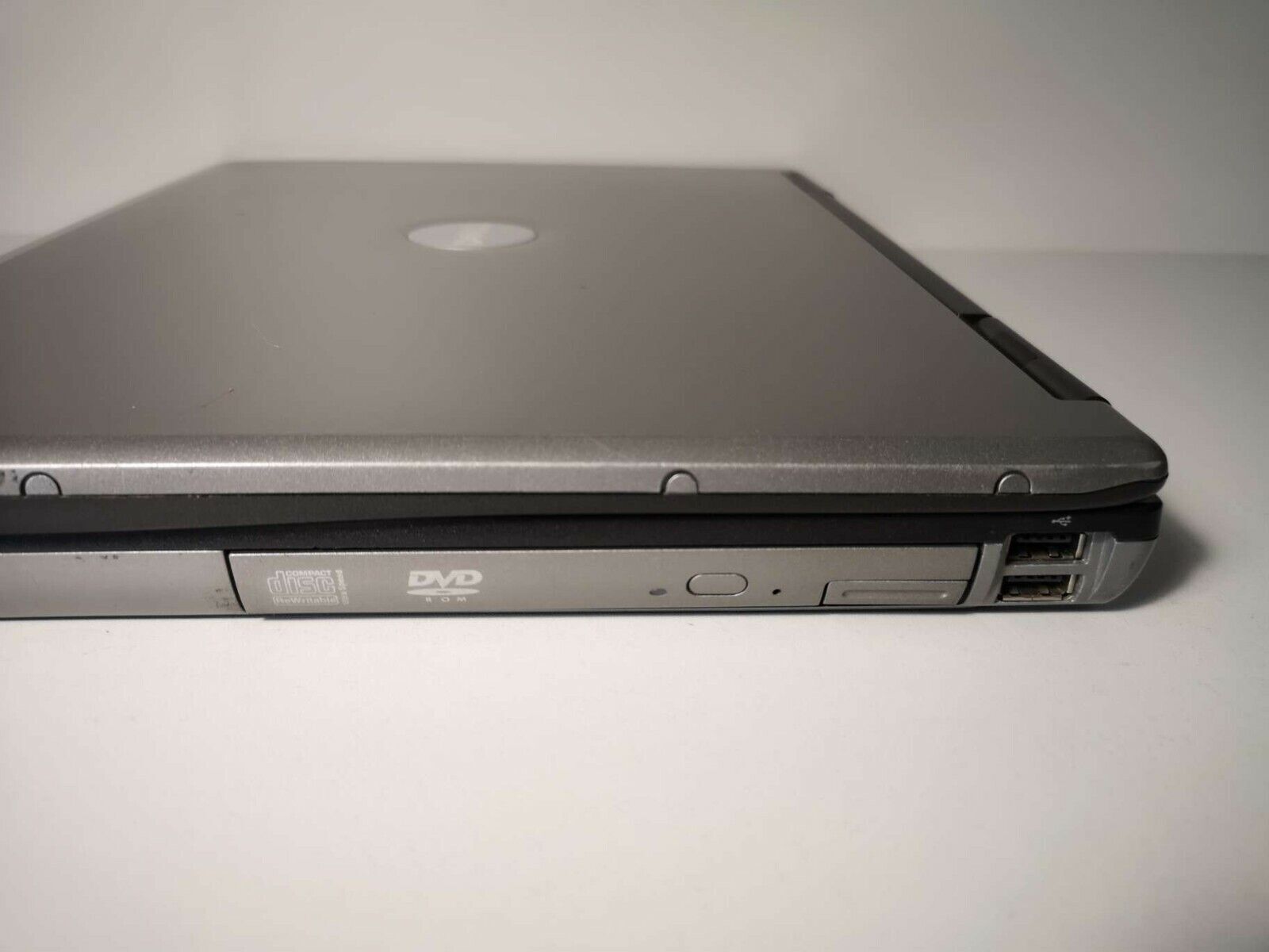 Dell Latitude D520 2GB RAM 160GB HDD 15inch 1024x768px 4xUSB FireWire Win XP Pro