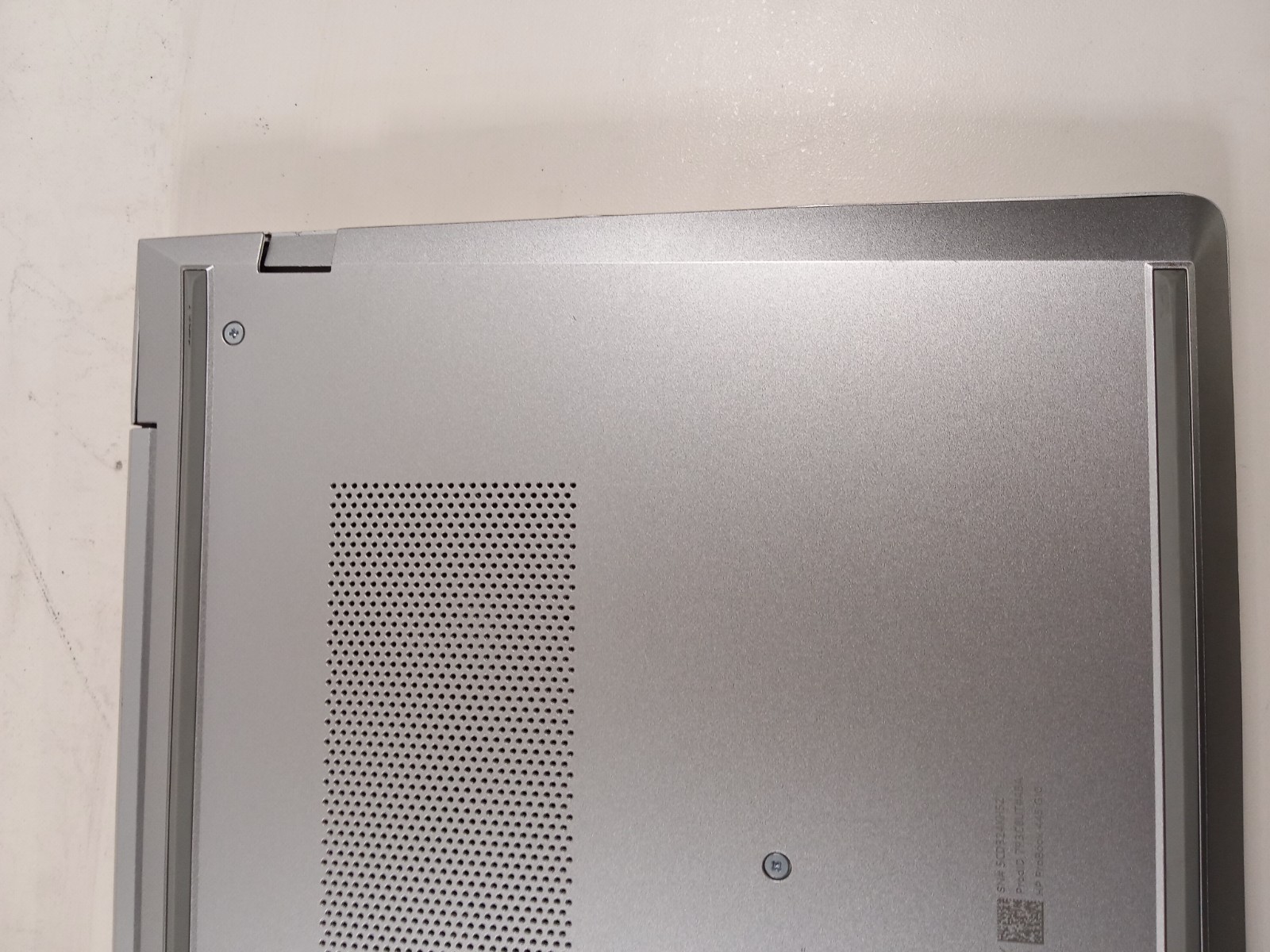 Hp ProBook 450 G10 | Ryzen 7 7730U | 8GB RAM | LCD BLEMISH | READ DESC