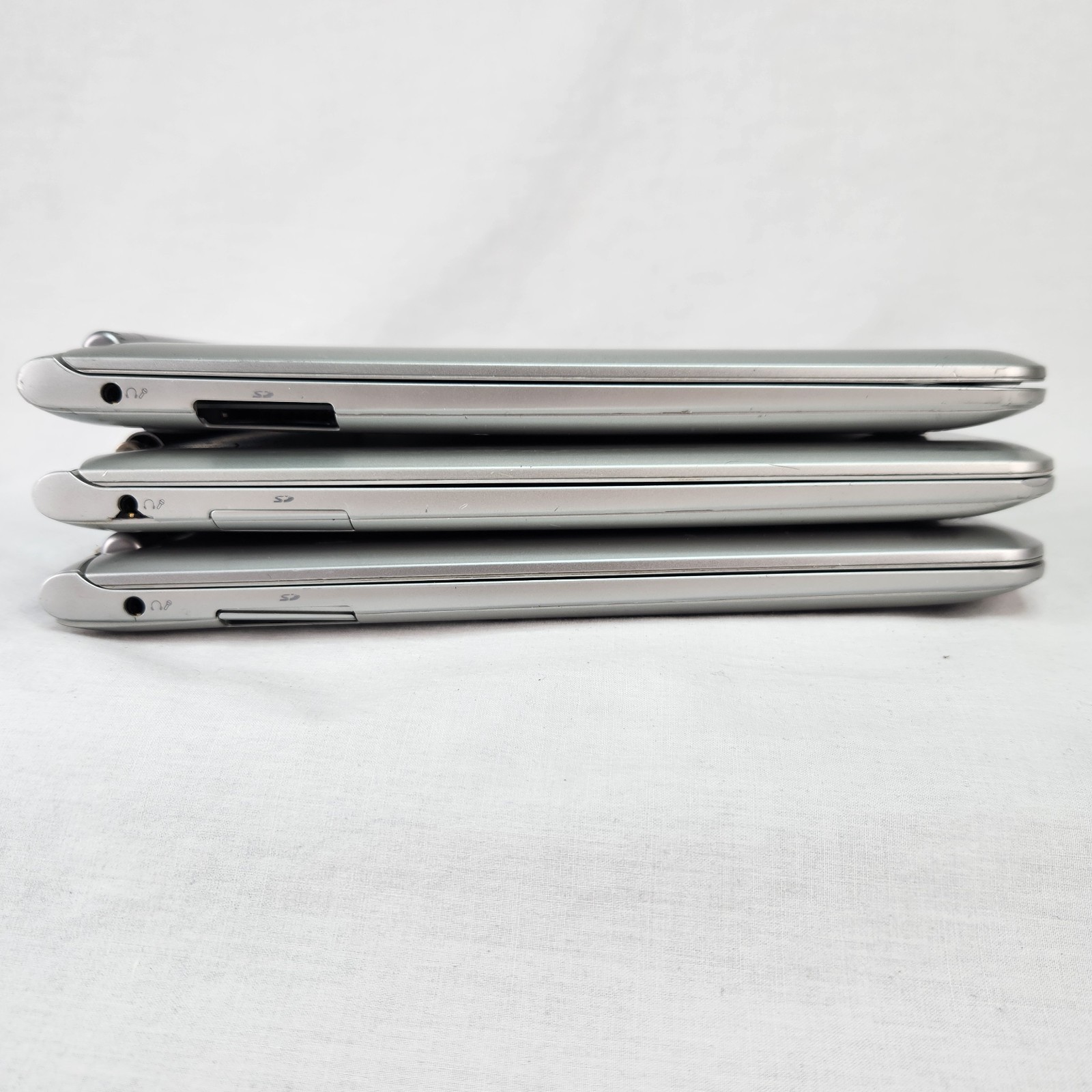 Lot of 3 Samsung Chromebooks XE303C12 11.6″ Unknown Specifications Please Read