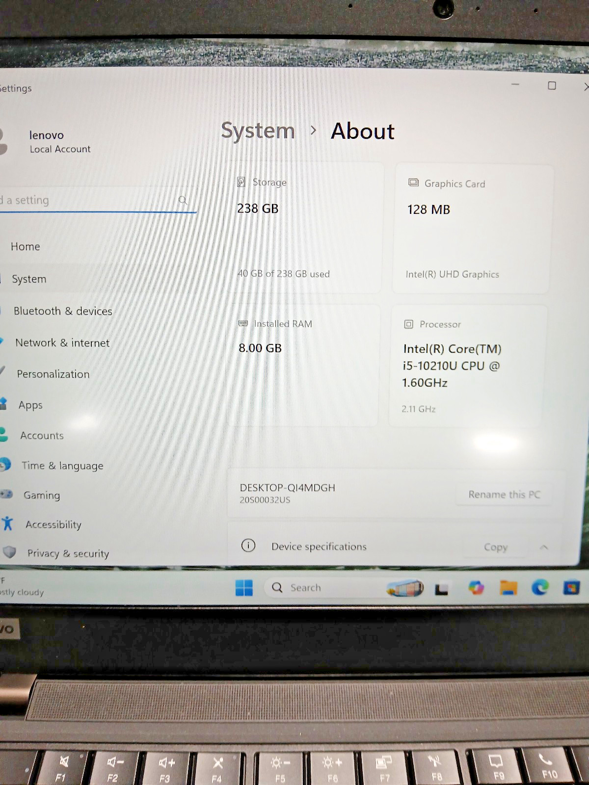Lenovo ThinkPad T14 Gen 1 – 14″ (256GB SSD, Intel Core i5-10210U, ‎1.6 GHz, 8GB
