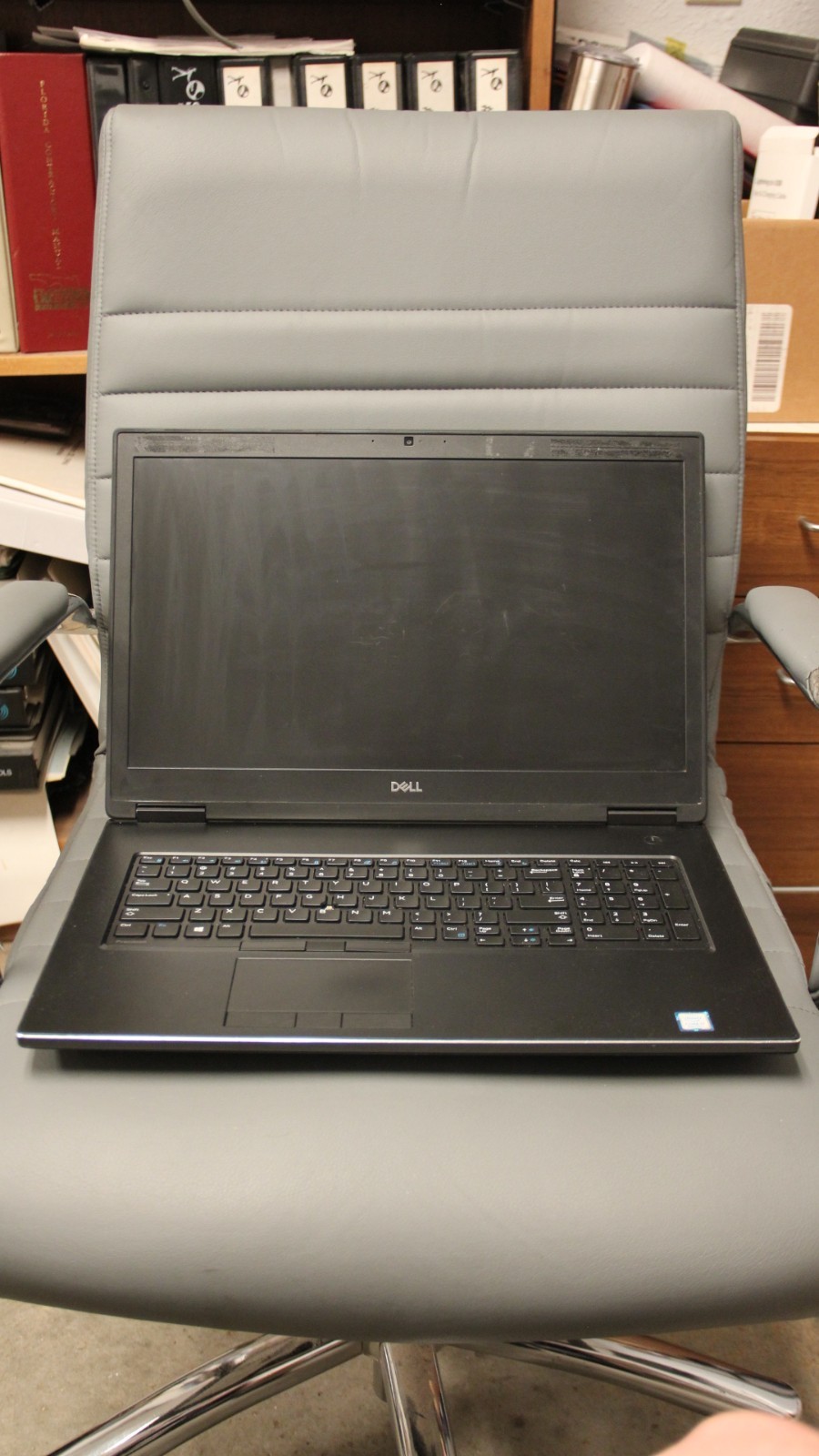 Dell Precision 7730 Laptop i7-8750H 256GB M.2 SSD 16GB RAM Quadro P4200 WIN 11