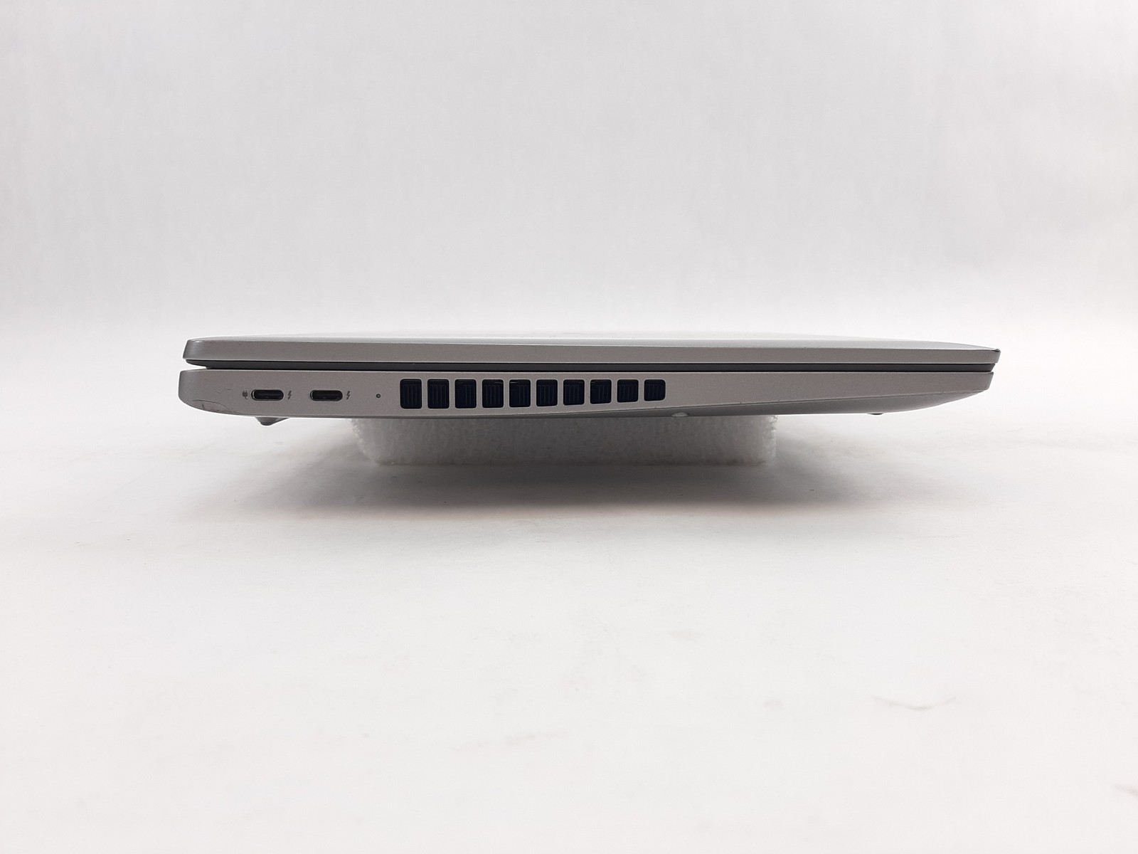 Dell Latitude 5550 Ultra 5 125U 16GB RAM 256GB NVMe Case Parts/Repair C3*440