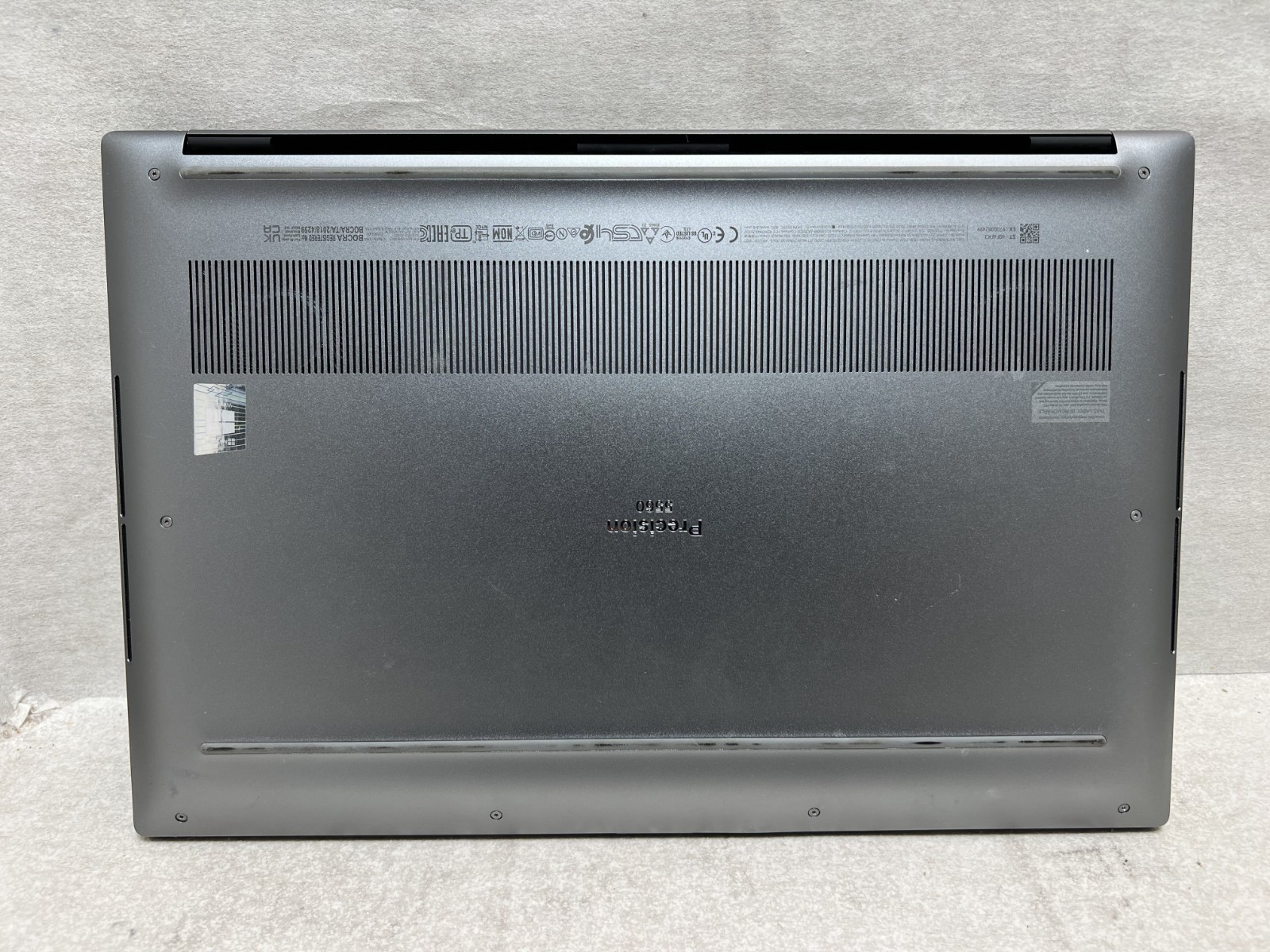 Dell Precision 5560 i7-11850H 16GB 512GB WIN 11 PRO