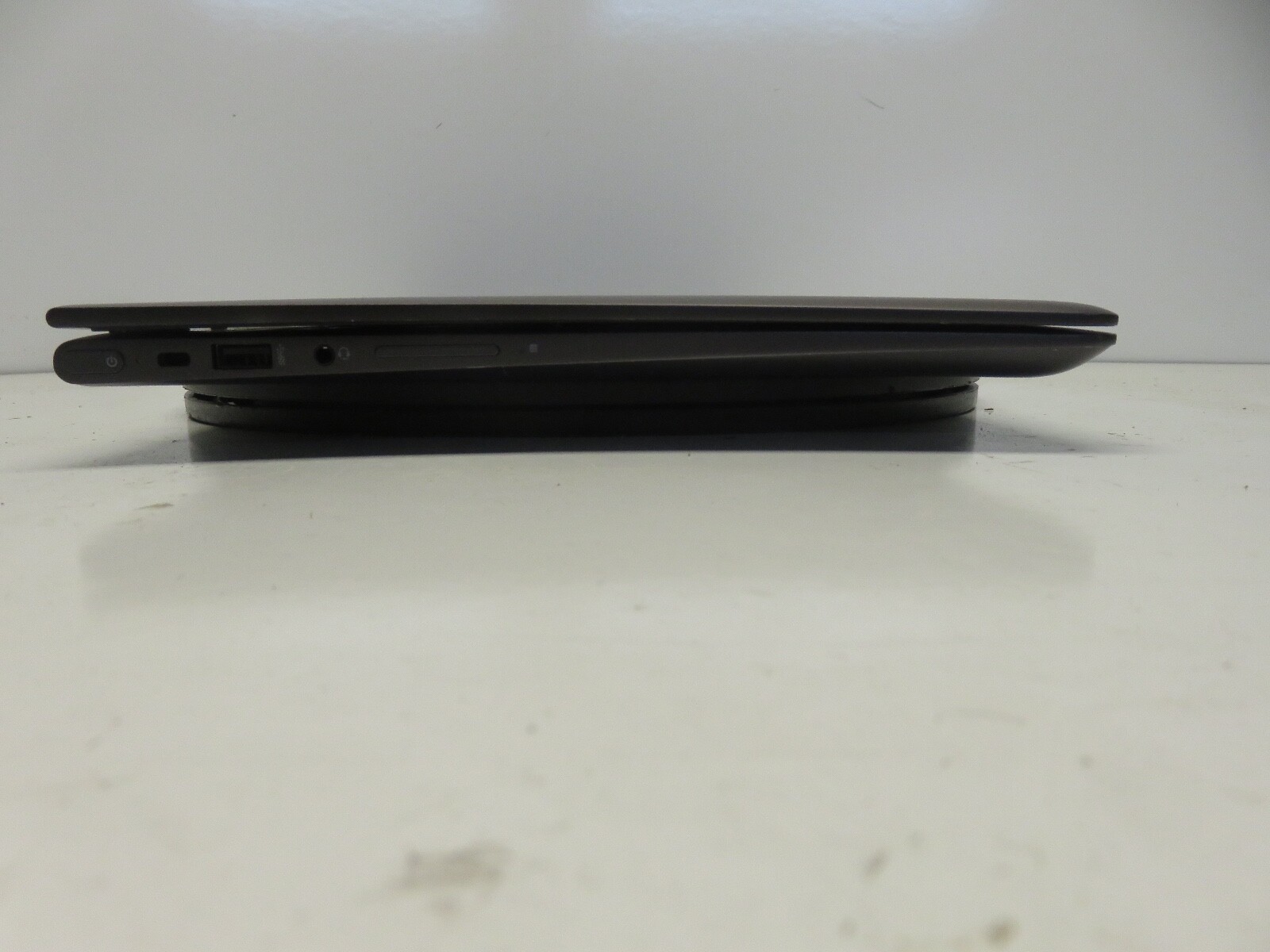 HP Envy X360 AMD FX-9800P Radeon R7 2700 Mhz 8 GB NO HDD No Batt