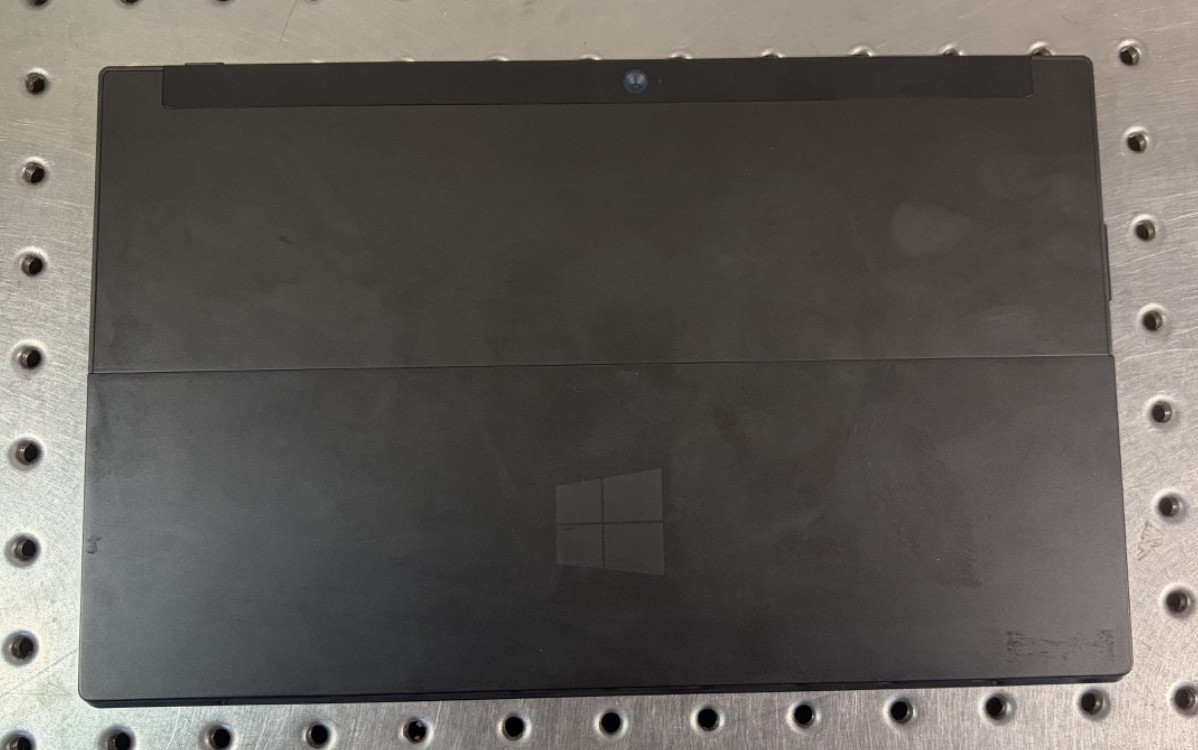 Microsoft Surface RT 64GB 10.6″ Tablet Model 1516 Windows RT 8.1 w/ Charger