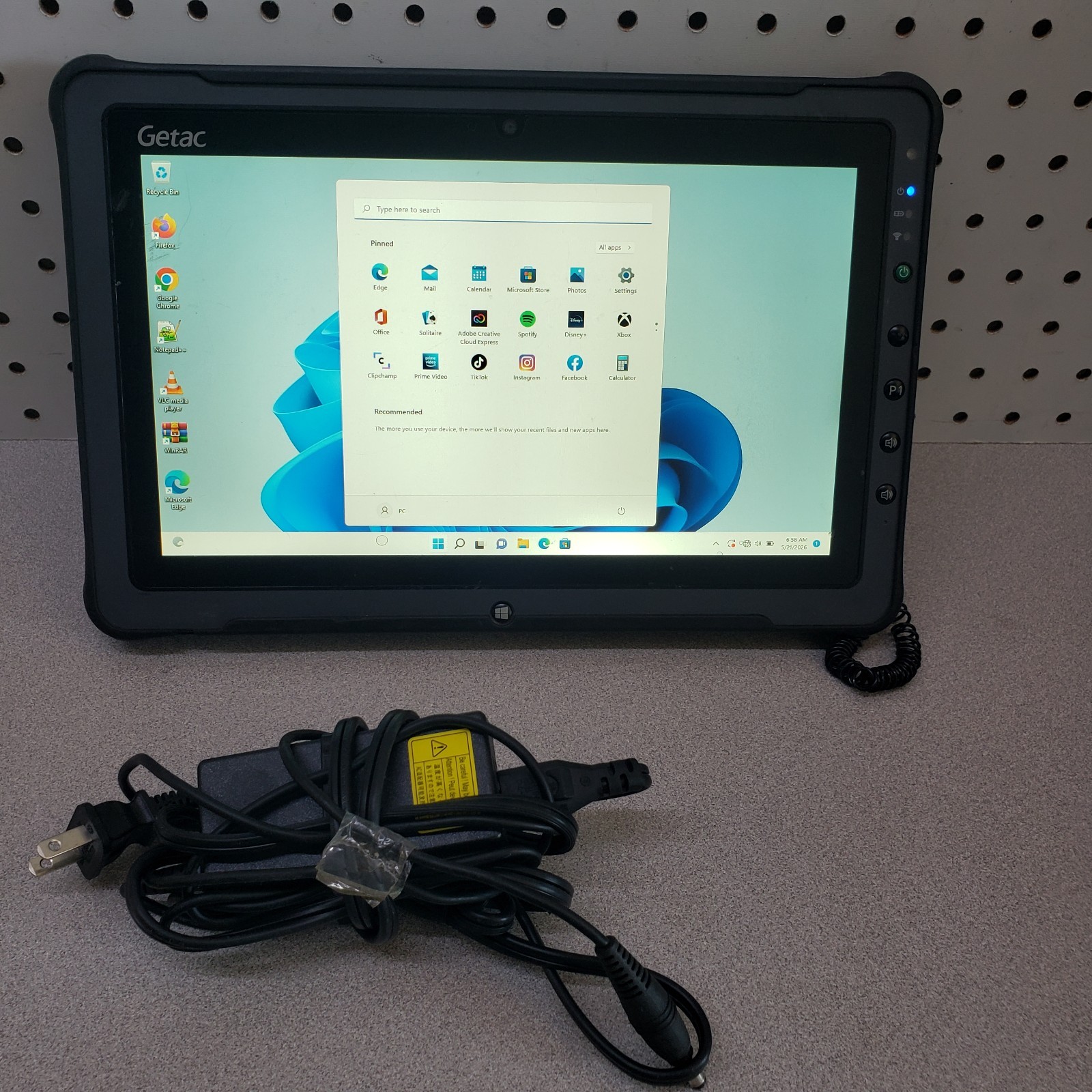 Getac F110 G4 F110G4 7Gen i5-7200U 2.50ghz 4GB,256gb SSD Win10 Rugged tablet