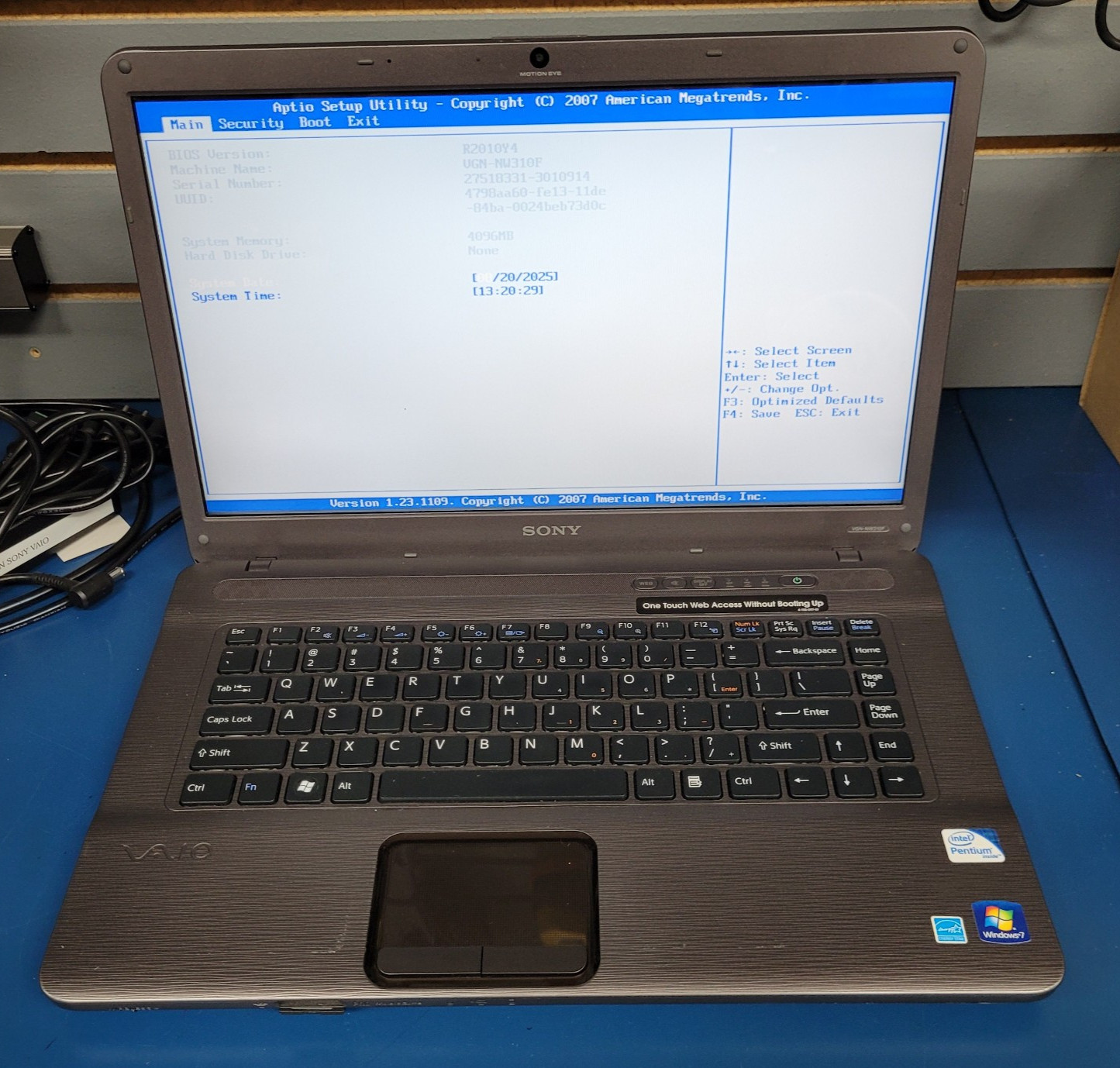 Sony Vaio PCG-7192L 15.5″ Laptop Computer Intel Pentium, 4GB RAM, NO HDD