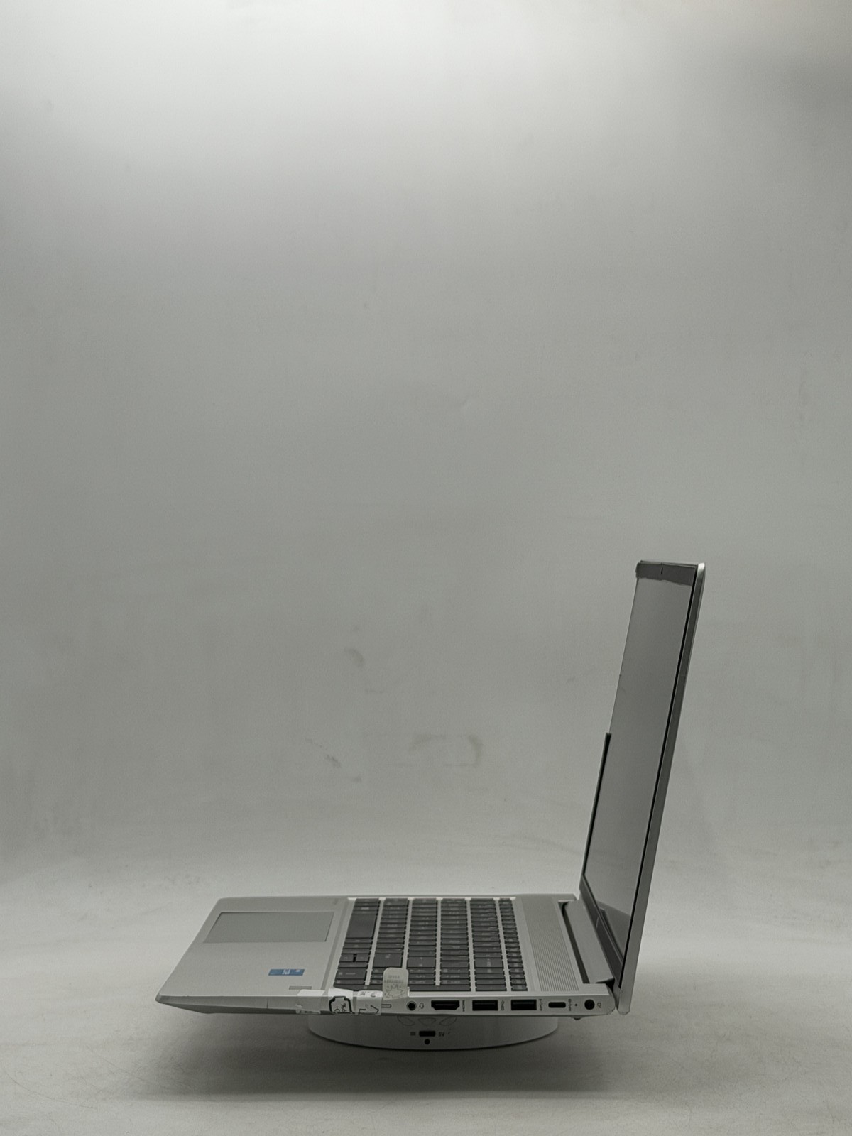 HP ProBook 450 15.6 inch (G9) i3-1215U 8GB 256GB NO OS -READ-