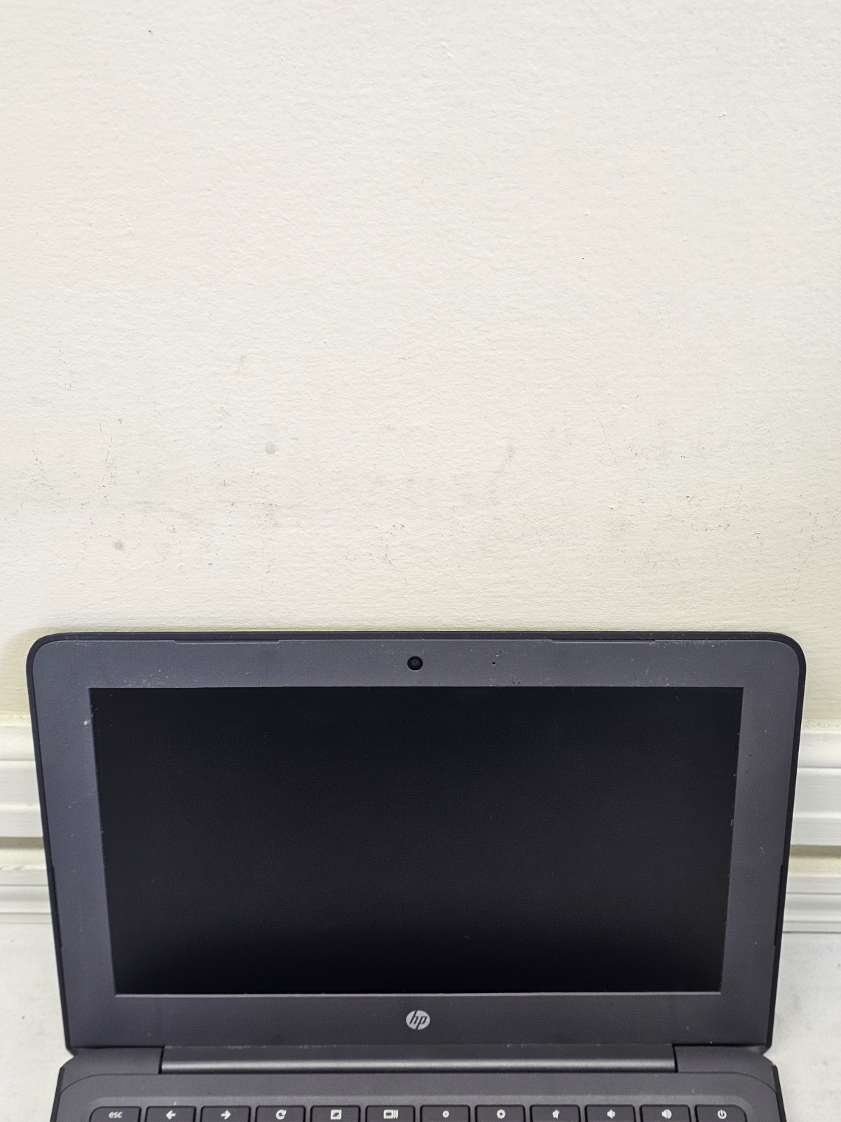 HP Chromebook 11 G6 EE Laptop – 4GB RAM – WON’T POWER ON – Parts/Repair – READ