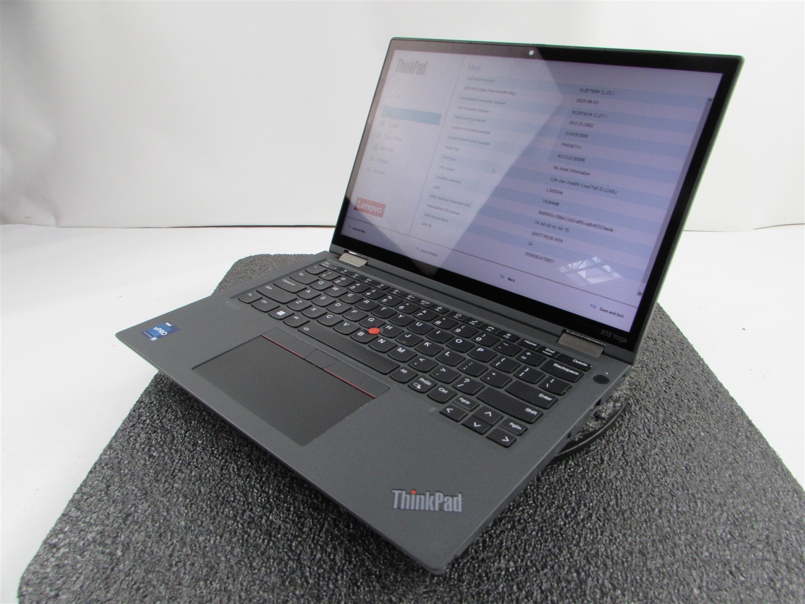 LENOVO THINKPAD X13 YOGA (Gen 3) 13.3″ 2-in-1 I5-1245U 256GB SSD 16GB RAM WIN 11