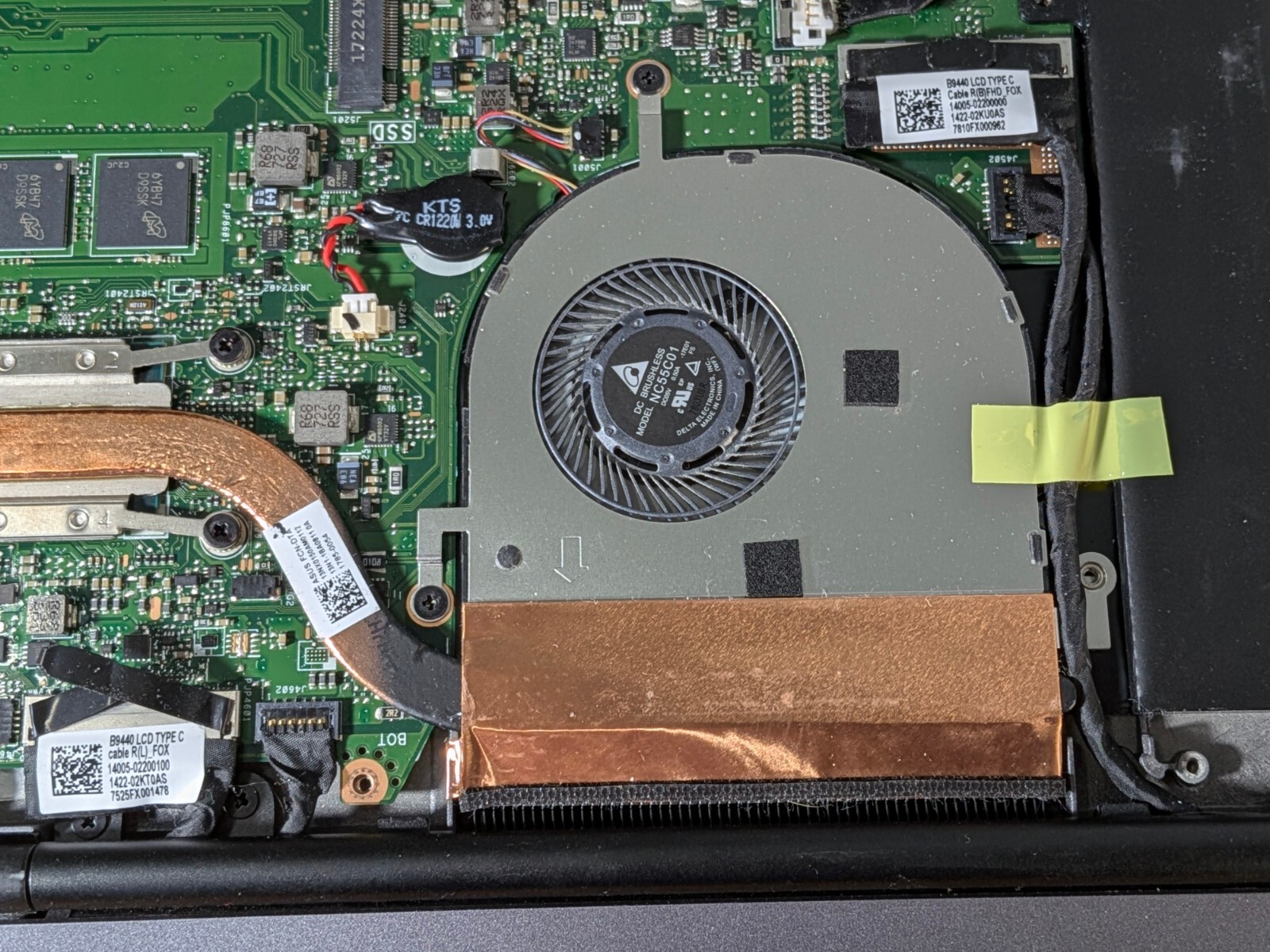 14″ ASUS B9440U Notebook Laptop – 7th Gen i7 Processor – No power!!