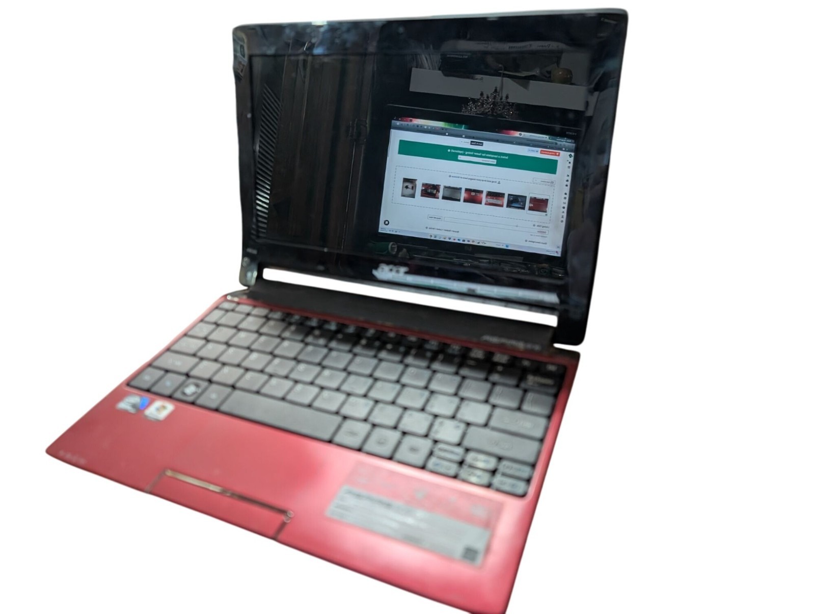 ACER Aspire One 533 Intel Atom 1.83 GHz 10.1 250GB 1GB RAM w/ Manual & Charger