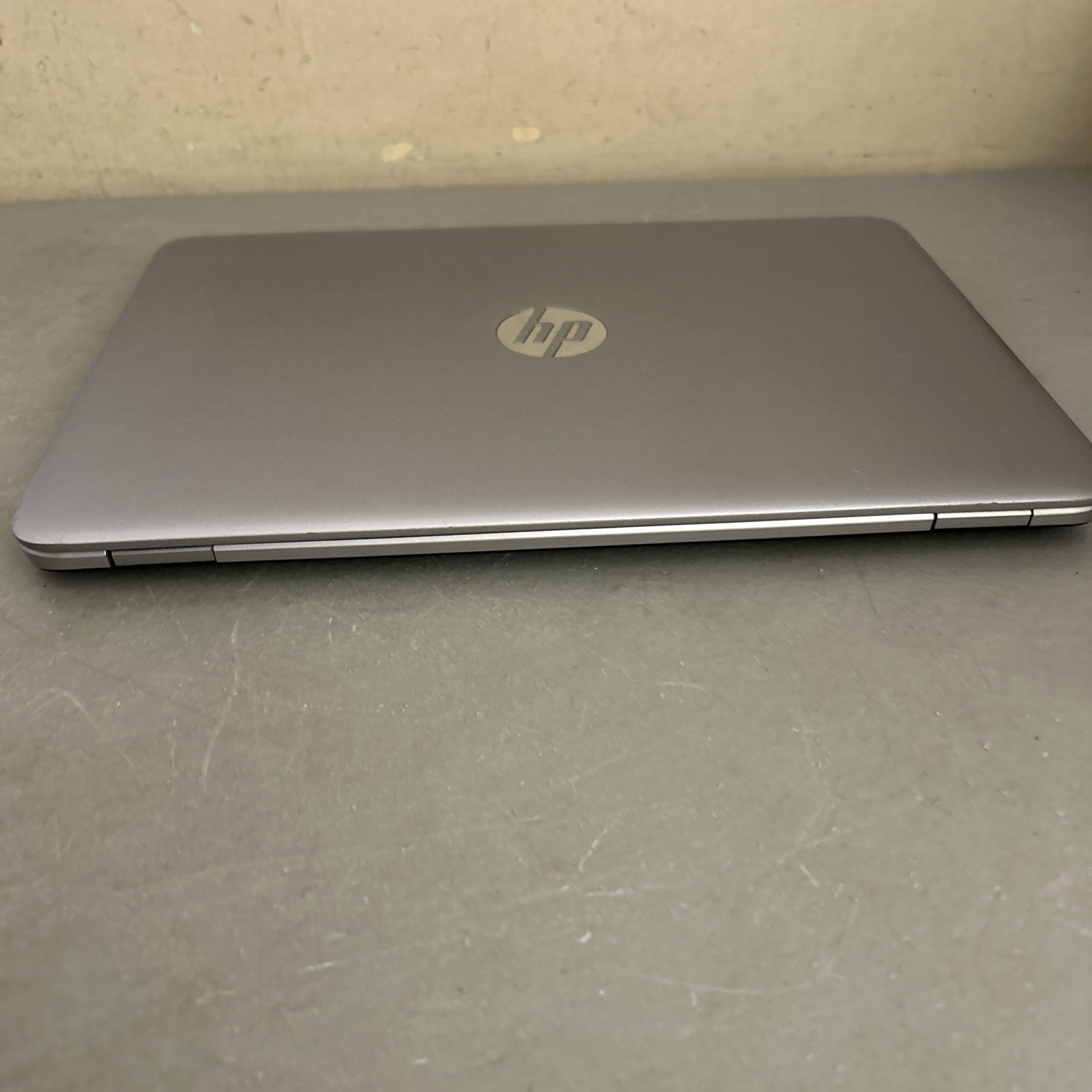 HP EliteBook 840 G4 14″ Core i5 8GB RAM, 256 GB SSD Window 11