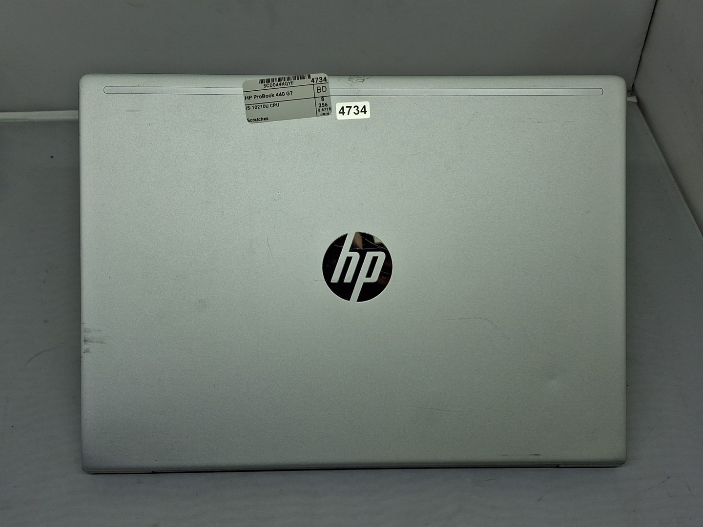 HP ProBook 440 G7 – i5-10210U – 256GB, 8GB – Windows 11, 14″ – Adap – Scratches