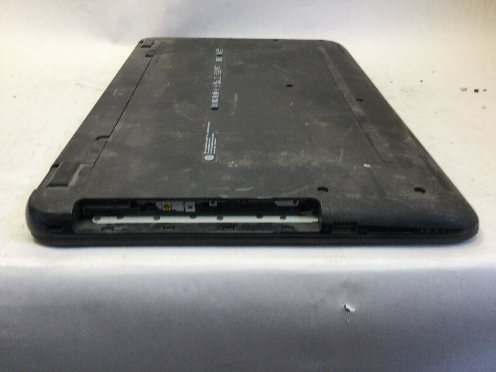 HP NOTEBOOK 15 – BA009DX – AMD A6 – 4GB RAM – FOR PARTS – READ DESCRIPTION – BB