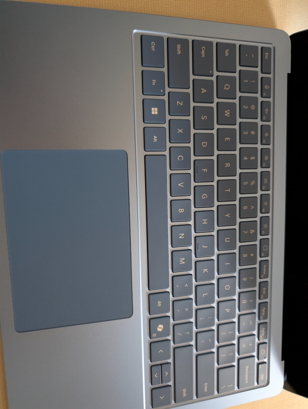 Microsoft Surface Laptop 7th Edition