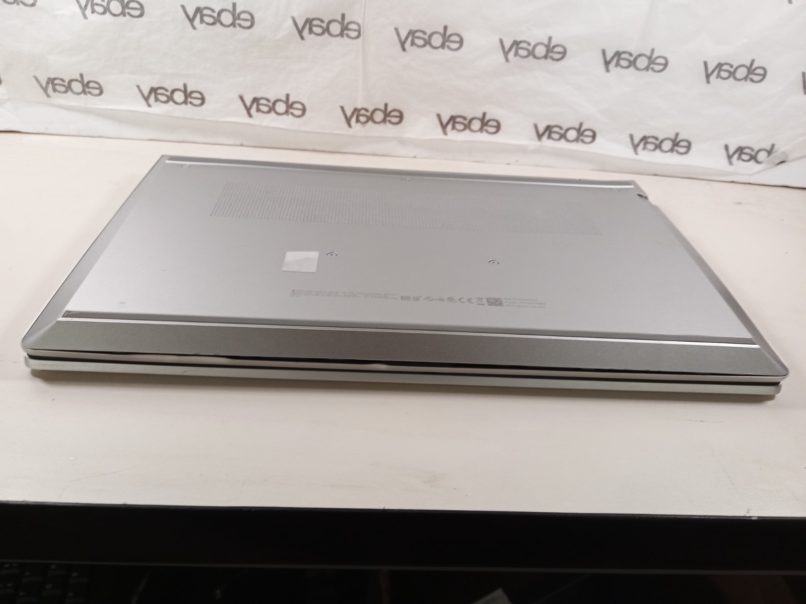 Hp ProBook 450 G10 | Ryzen 7 7730U | 8GB RAM | LCD BLEMISH | READ DESC