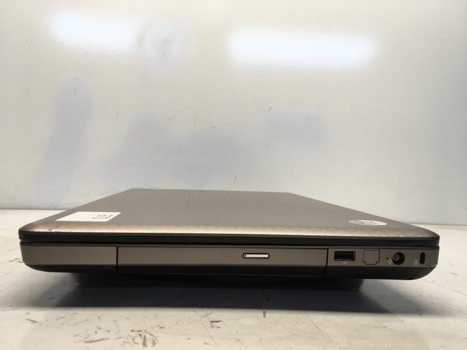 HP G72-C55DX Intel Pentium P6100 2GHz 4 GB NO HDD
