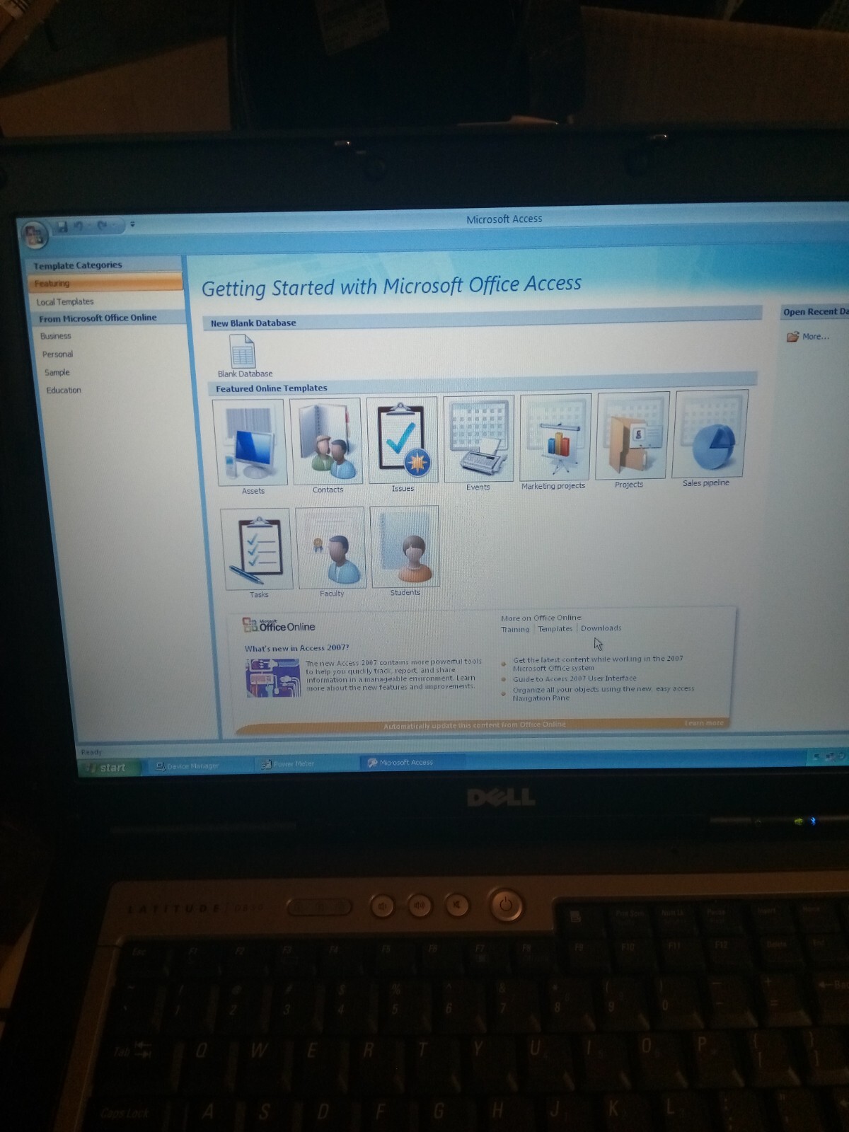 DELL LATITUDE D830 T7250 2.00GHZ 4GBRAM 256GBSSD WINXPSP/3 OFFICE 2007