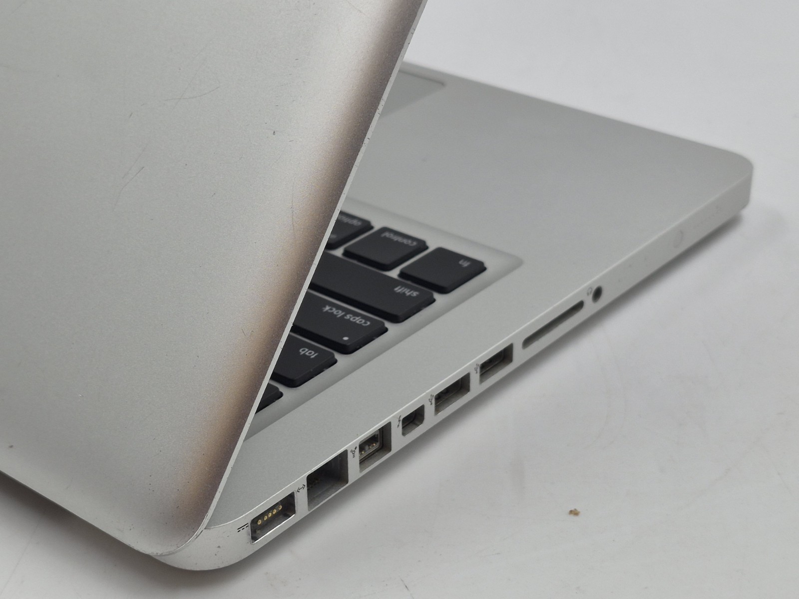 Apple MacBook Pro 13″ Mid 2012 i5-3210M 2.50GHz 4GB RAM 240GB SSD