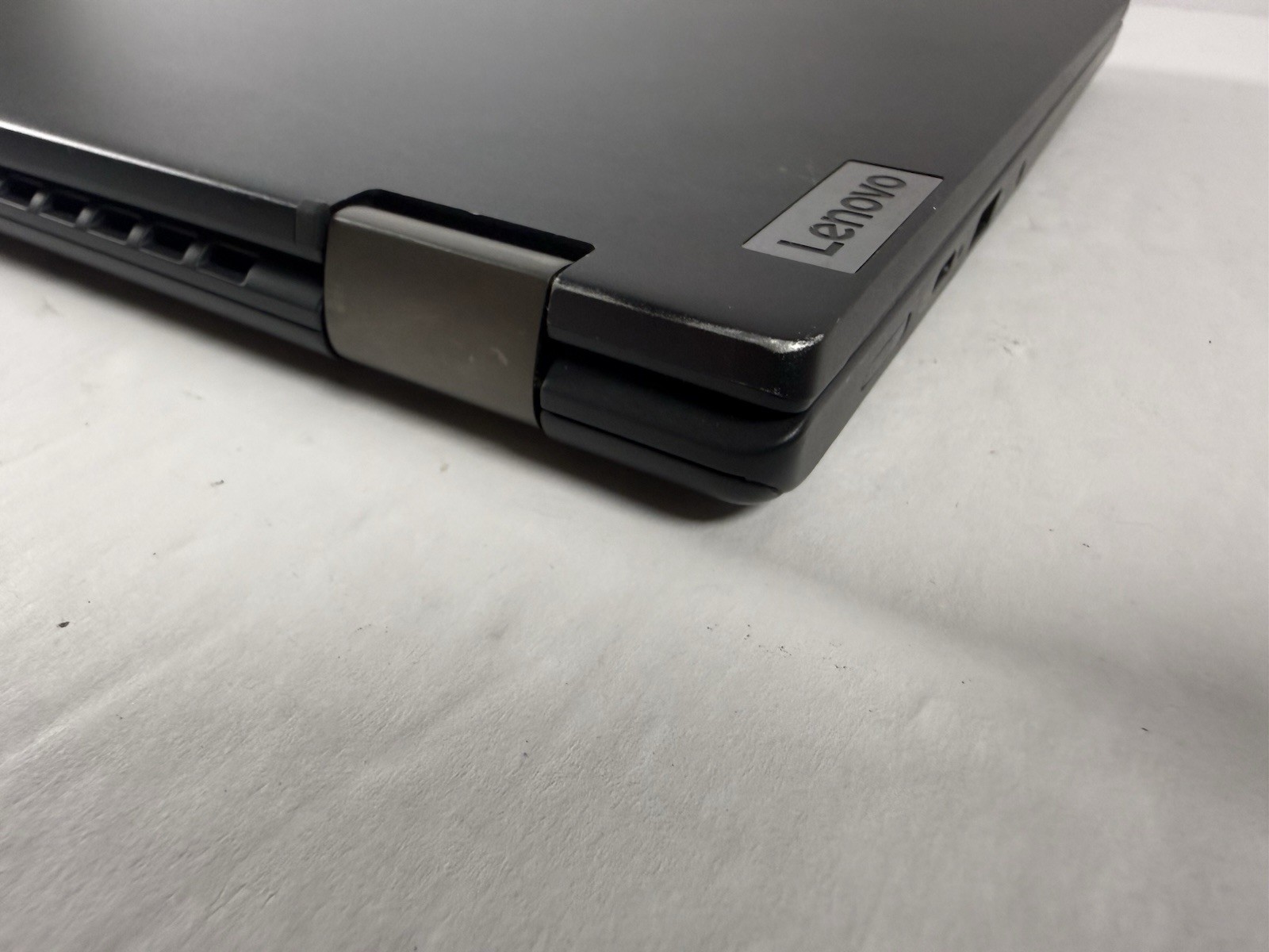 Lenovo ThinkPad L13 Yoga Gen 3 – i5-1245U 1.6GHz – 16Gb – NO SSD NO OS