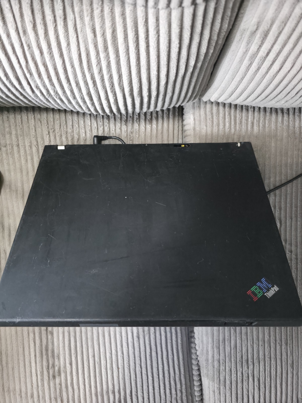 IBM ThinkPad T42 Type 2373 – Windows XP – Tested – No Hard Drive