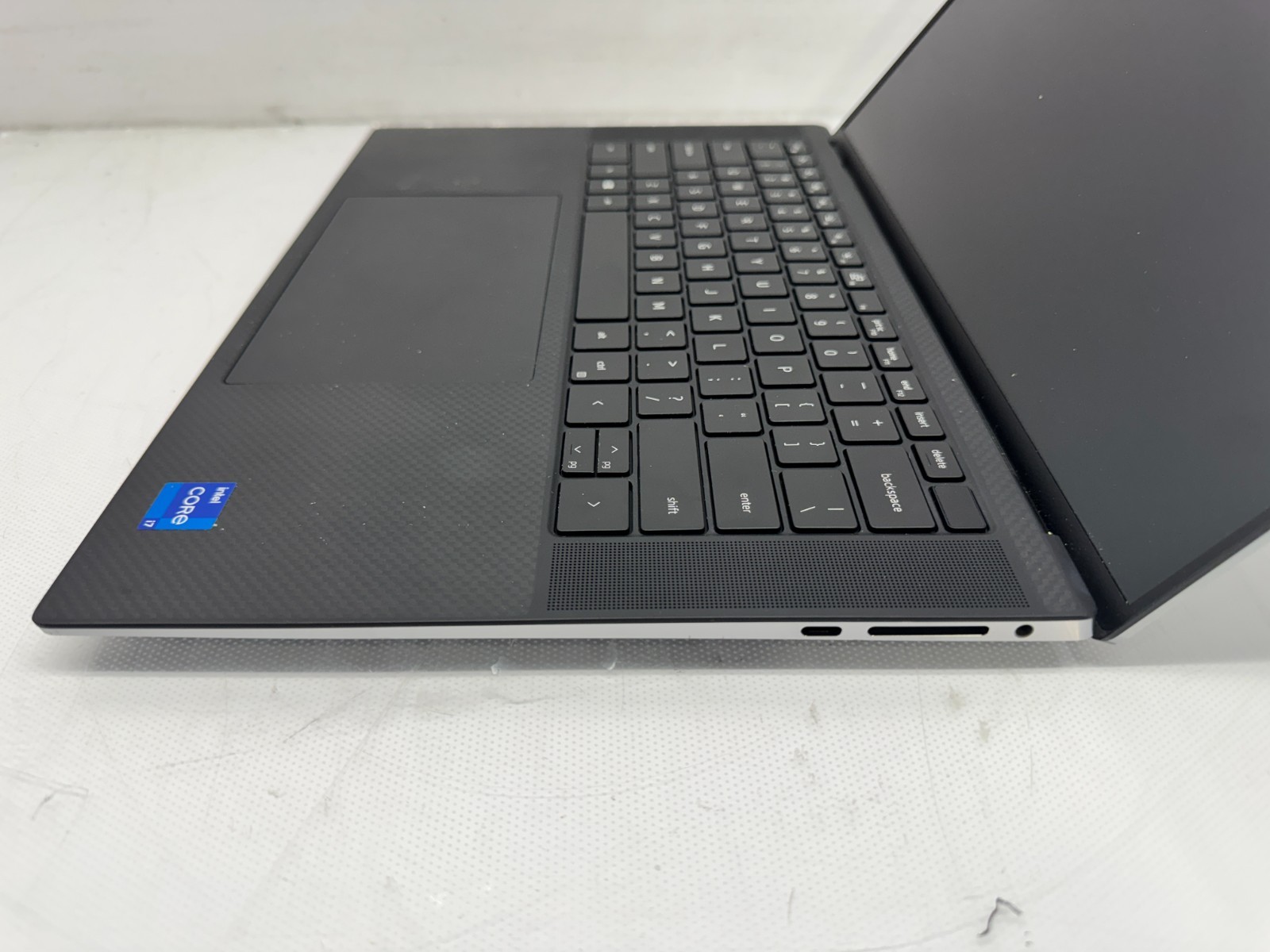 Dell Precision 5560 15.6″ Intel i7-11850H@2.5GHz 16GB 256GB A2000 W/AC *READ*
