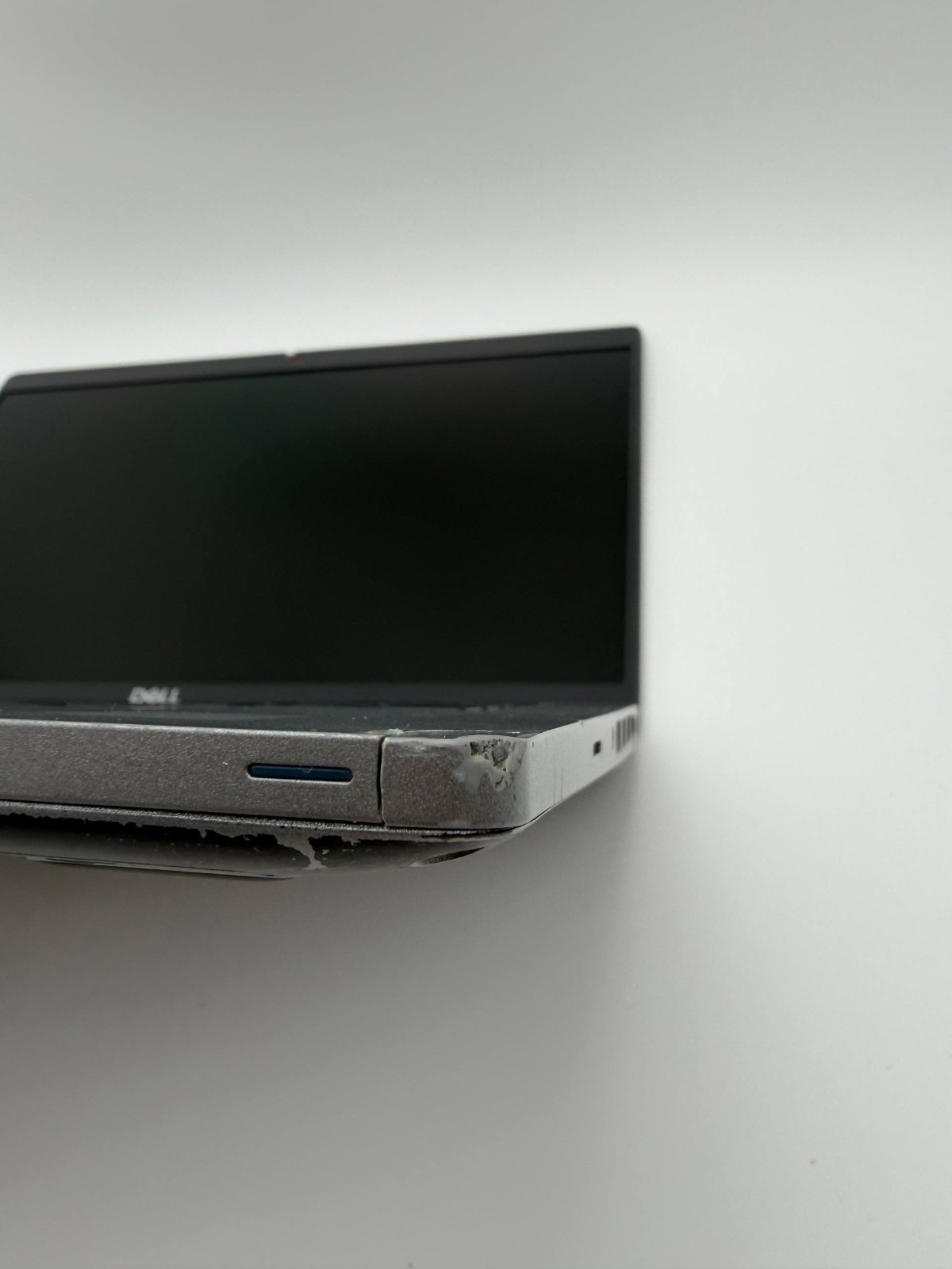 Dell Latitude 5420 14″ HD i7-1165G7 No ram/ssd/charger Fair condition