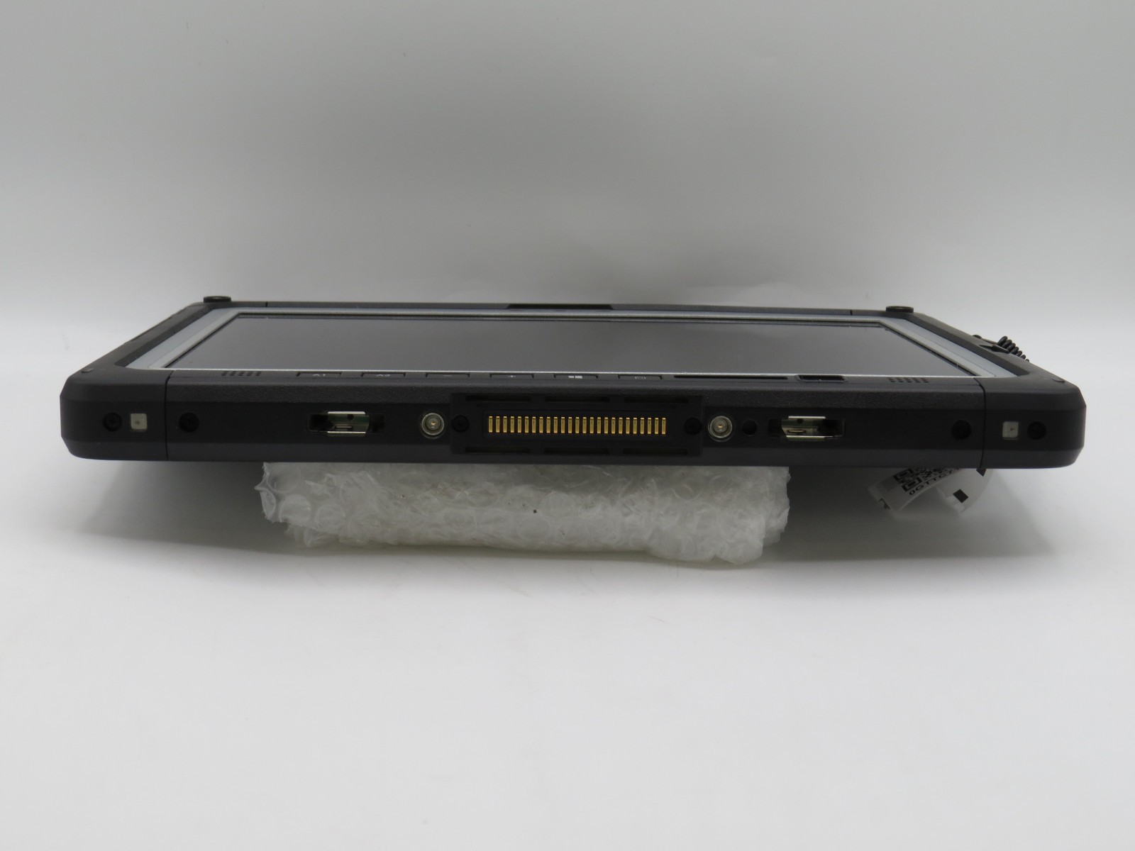 Panasonic CF-33 Tablet | i7-7600U @ 2.8GHz | 16GB DDR3 | 256GB m2 | No OS/AC