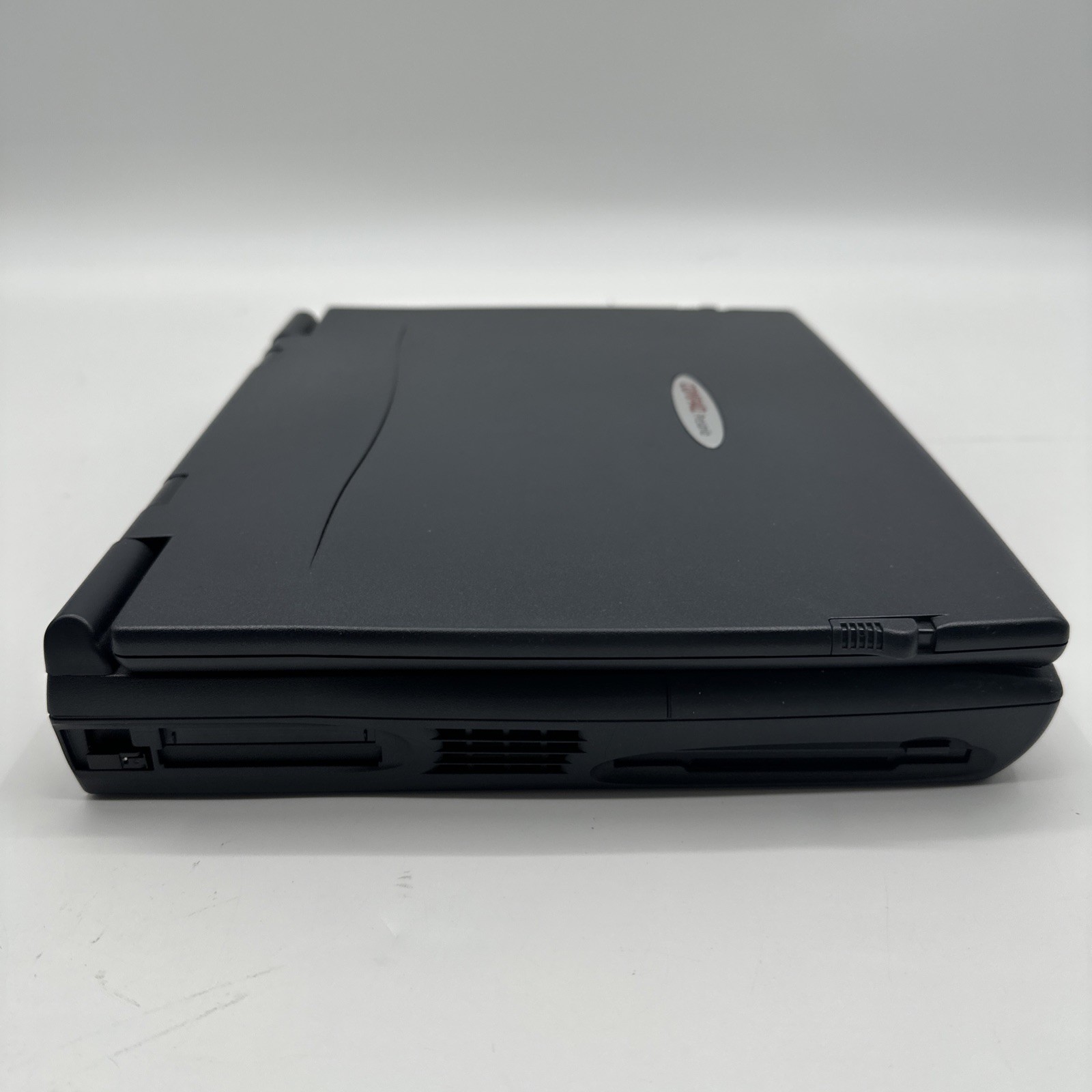 Compaq Presario 1200 Retro Vintage Windows 98 Laptop For Parts Or Repair READ